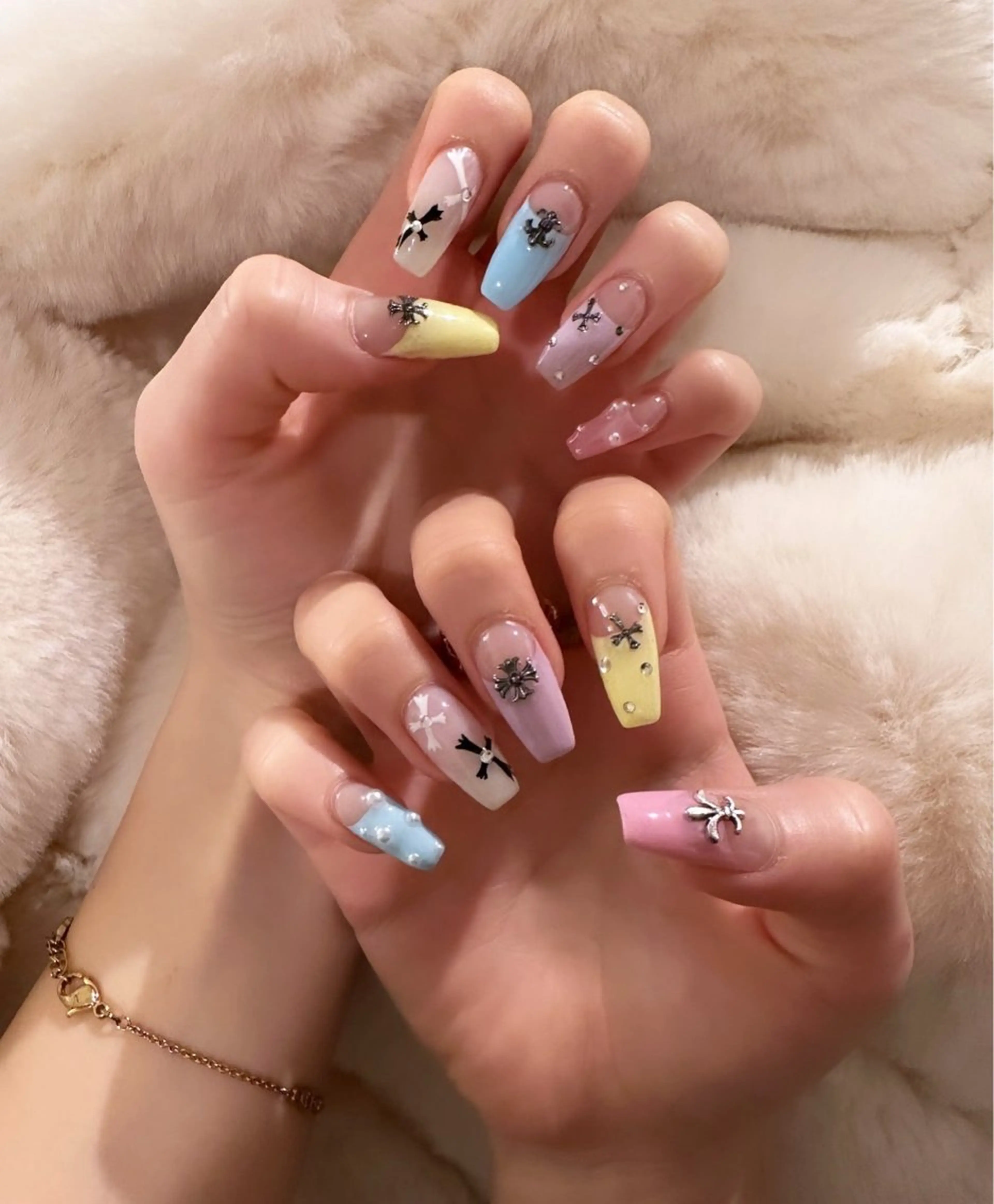 ネイル ハンドネイル Nail salon LINO所属・LINO nail chihori🌻のネイルデザイン