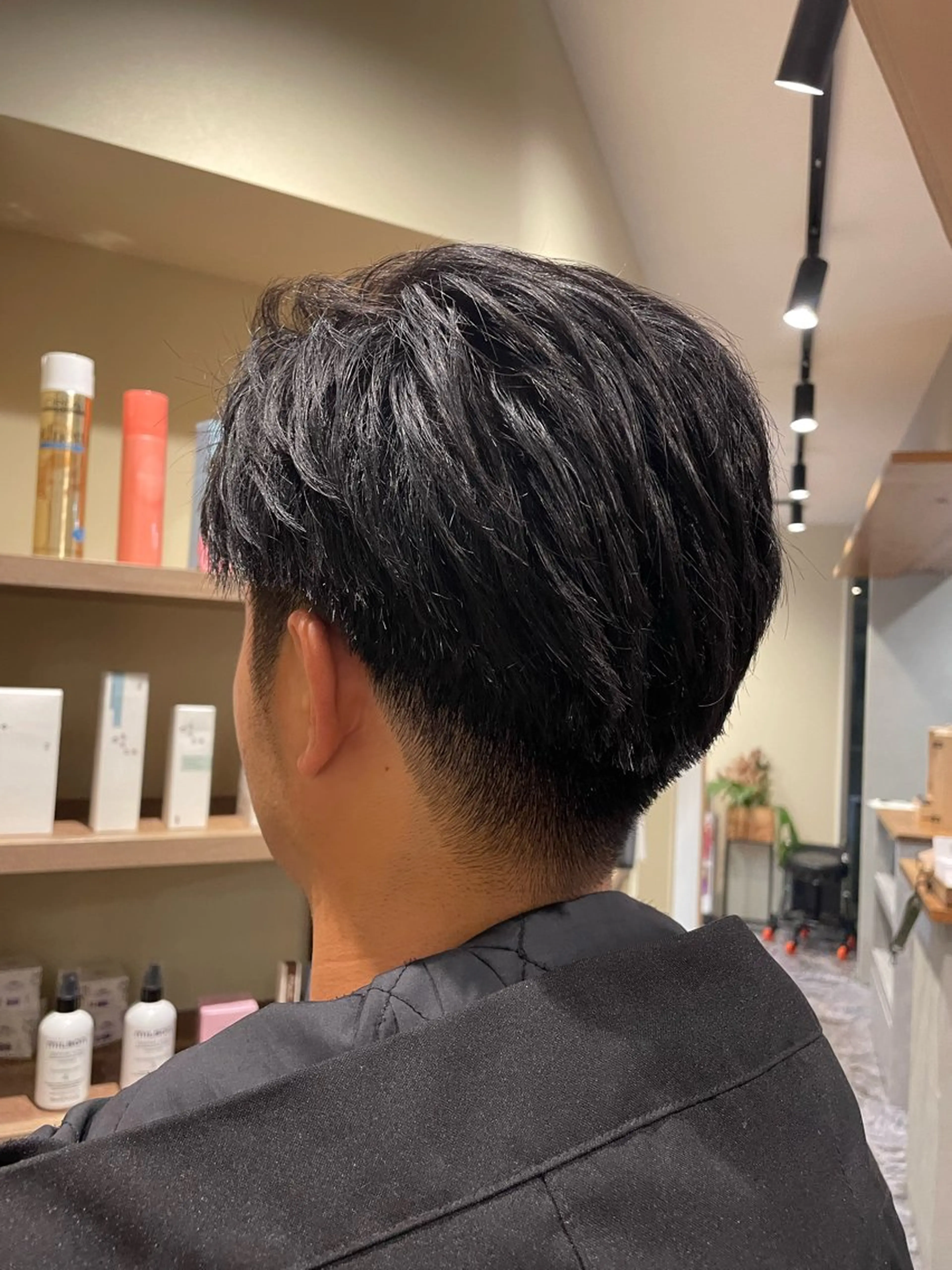 メンズ 山口里莉 /ブリーチカラーのヘアスタイル