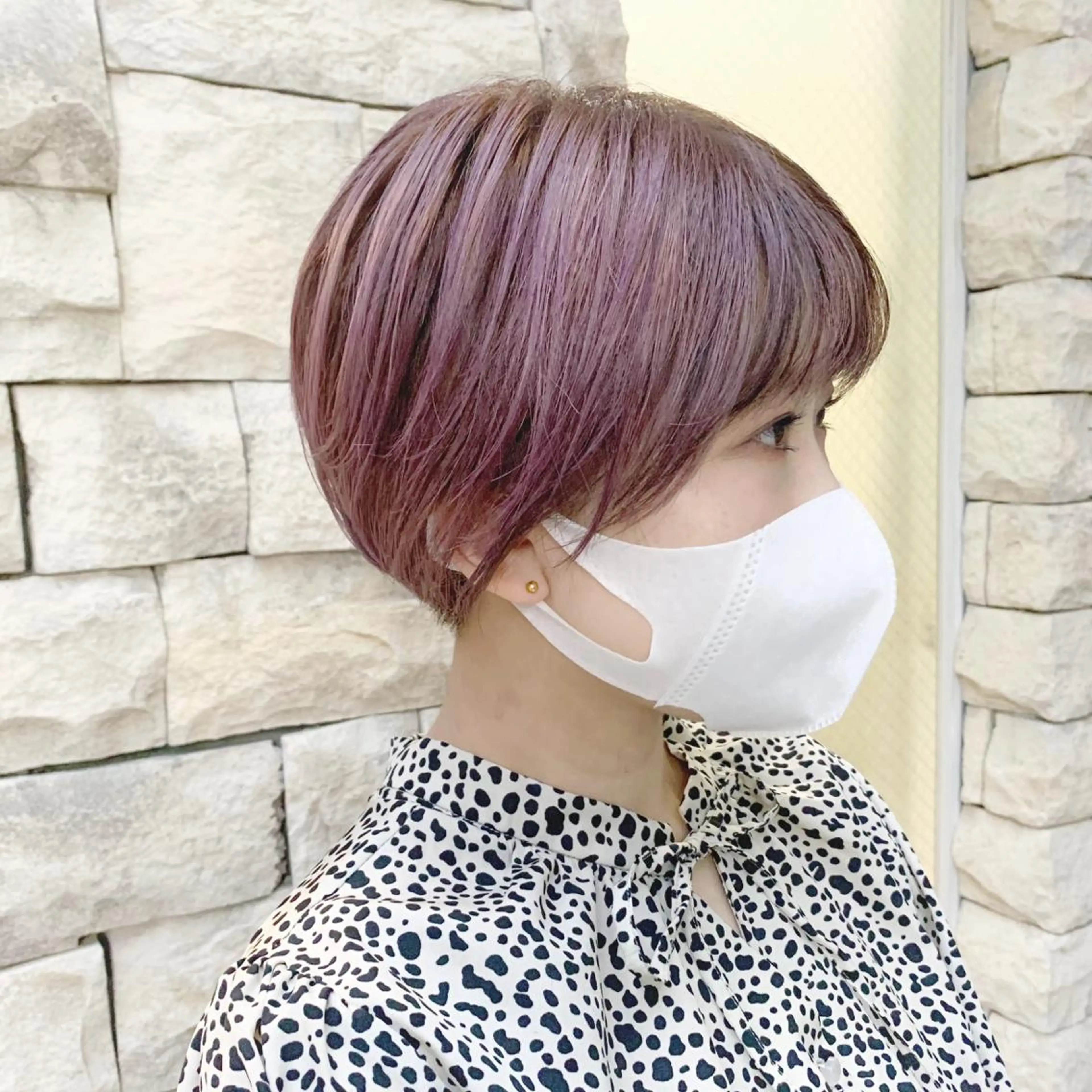 ショート カラー ラベンダーカラー ラベンダーピンク ピンクカラー EMANON天神所属・Hitomi Ezakiのヘアスタイル