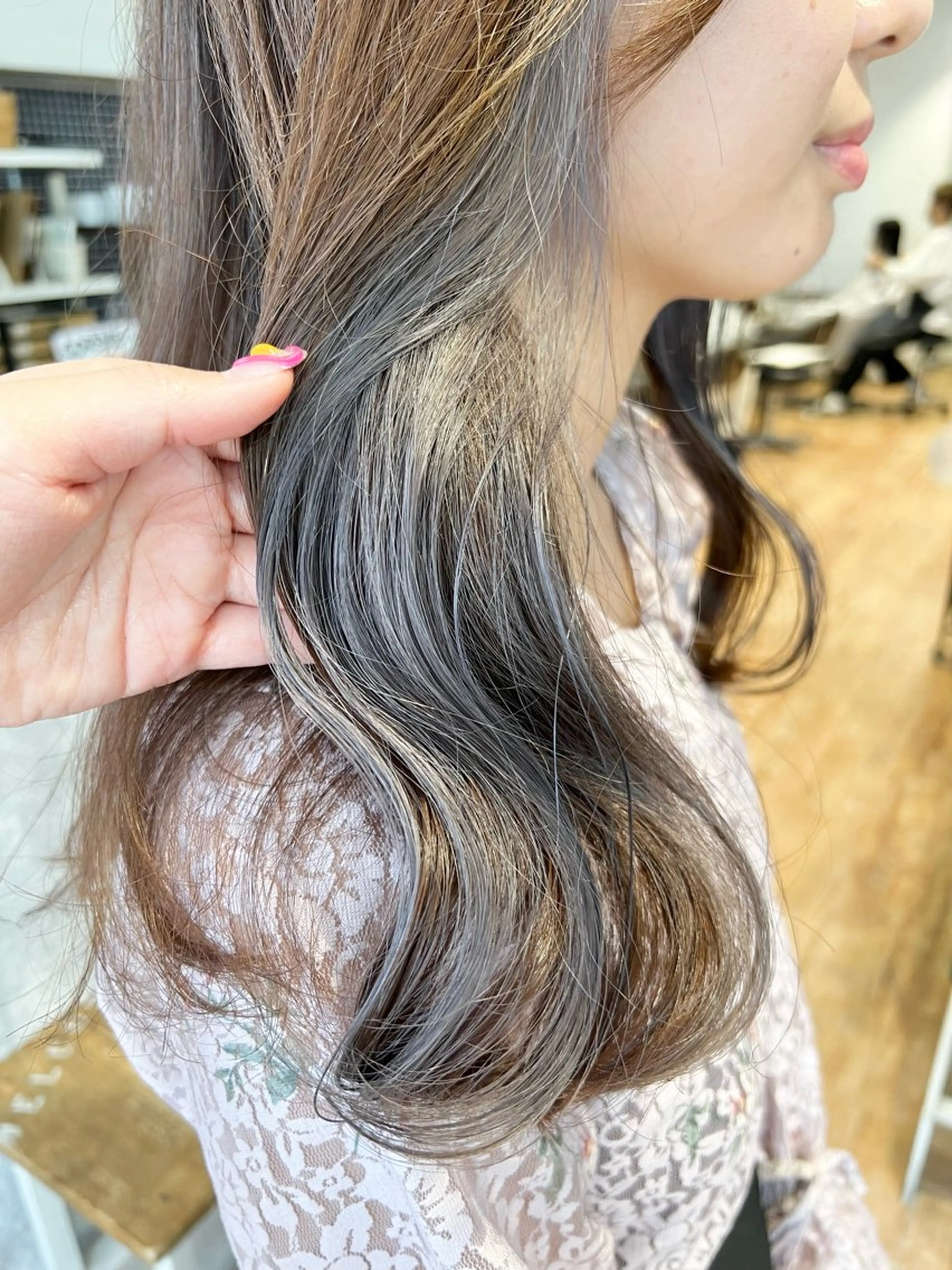 カラー シルバー カット ヘアカラー インナーカラー♡ Nanakoのヘアスタイル