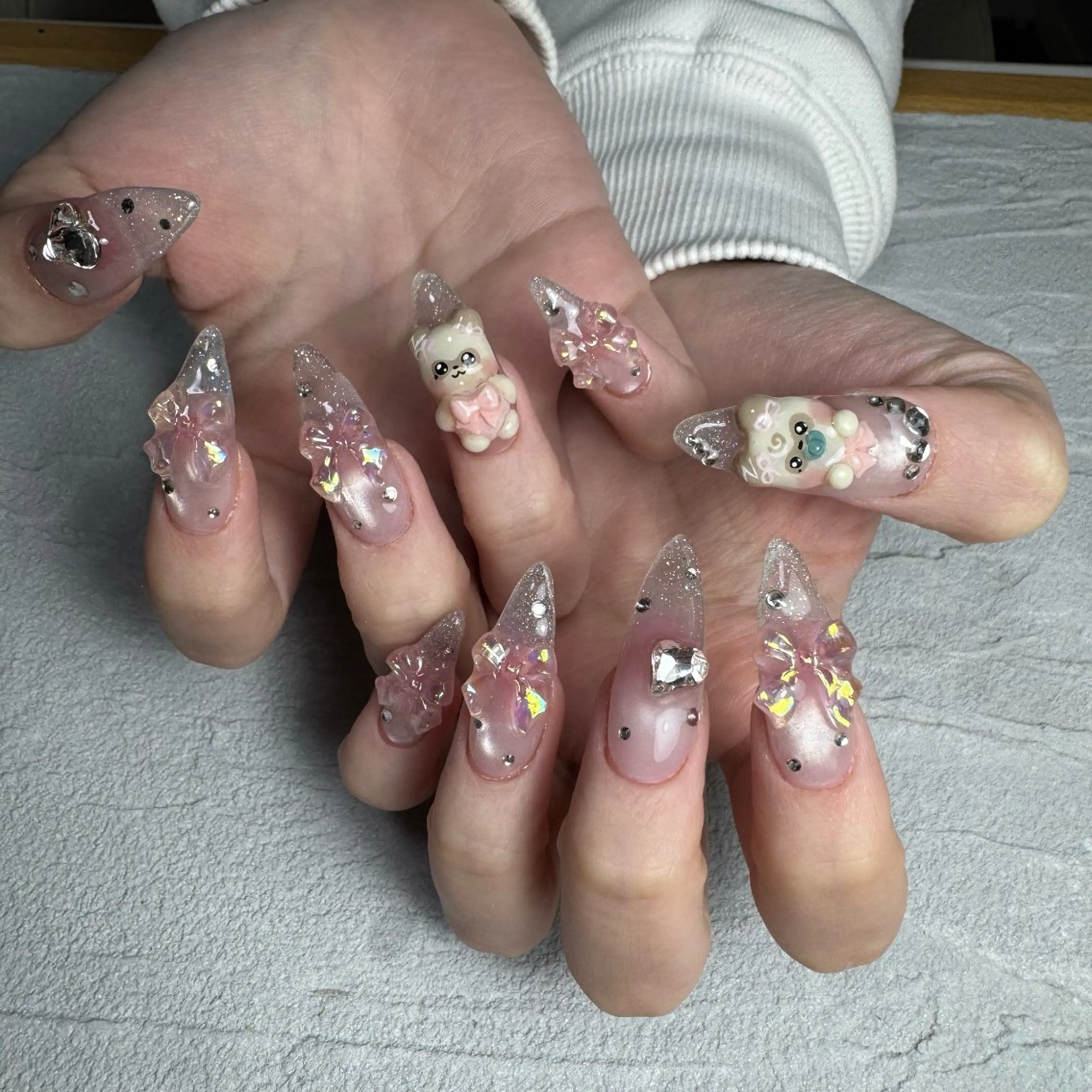 ネイル Re:Smil所属・☺︎ NOZOMI☺︎のネイルデザイン