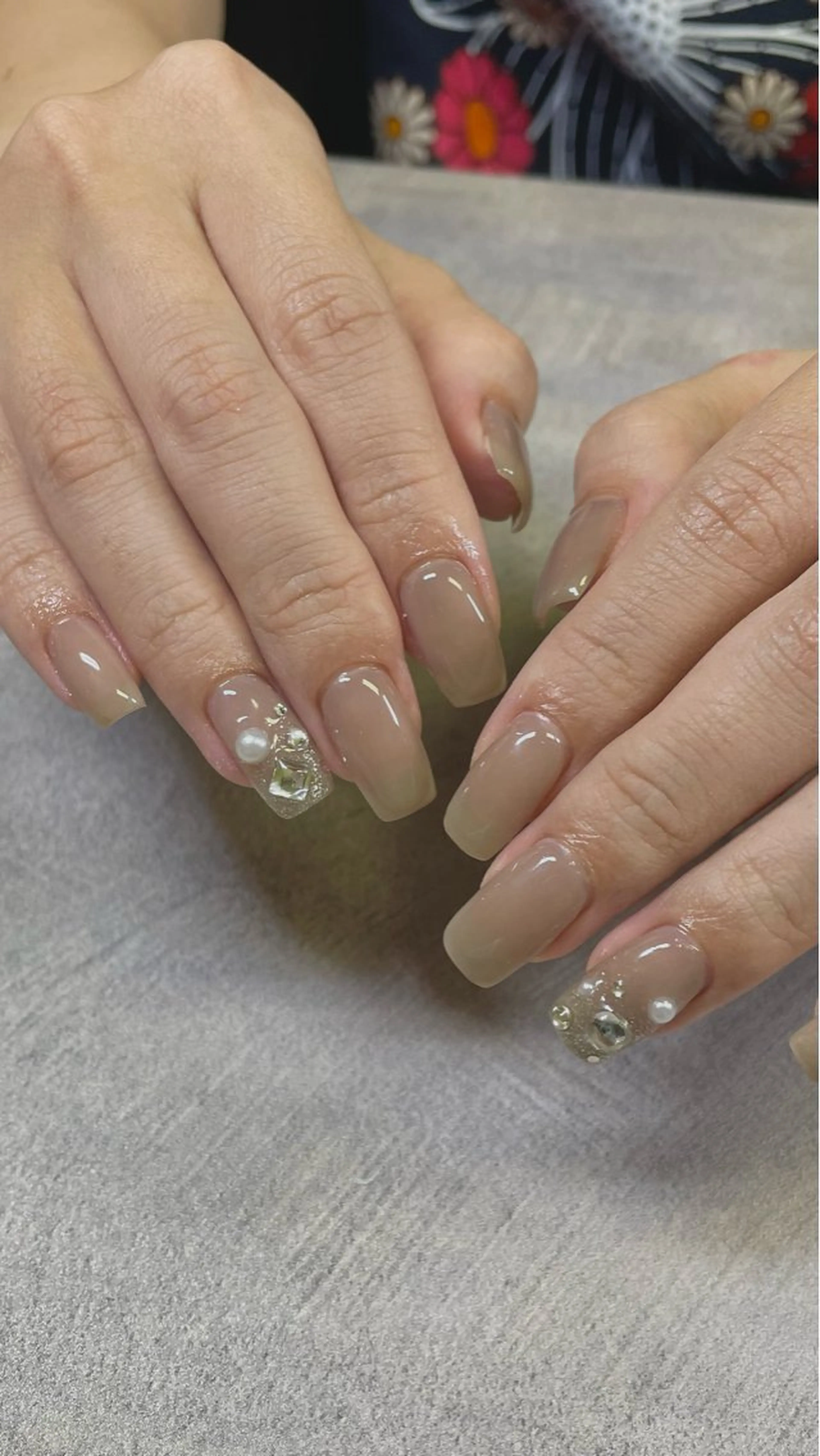 ネイル オフィスネイル ワンカラーネイル シンプルネイル Nüda所属・HARUKA Mのネイルデザイン