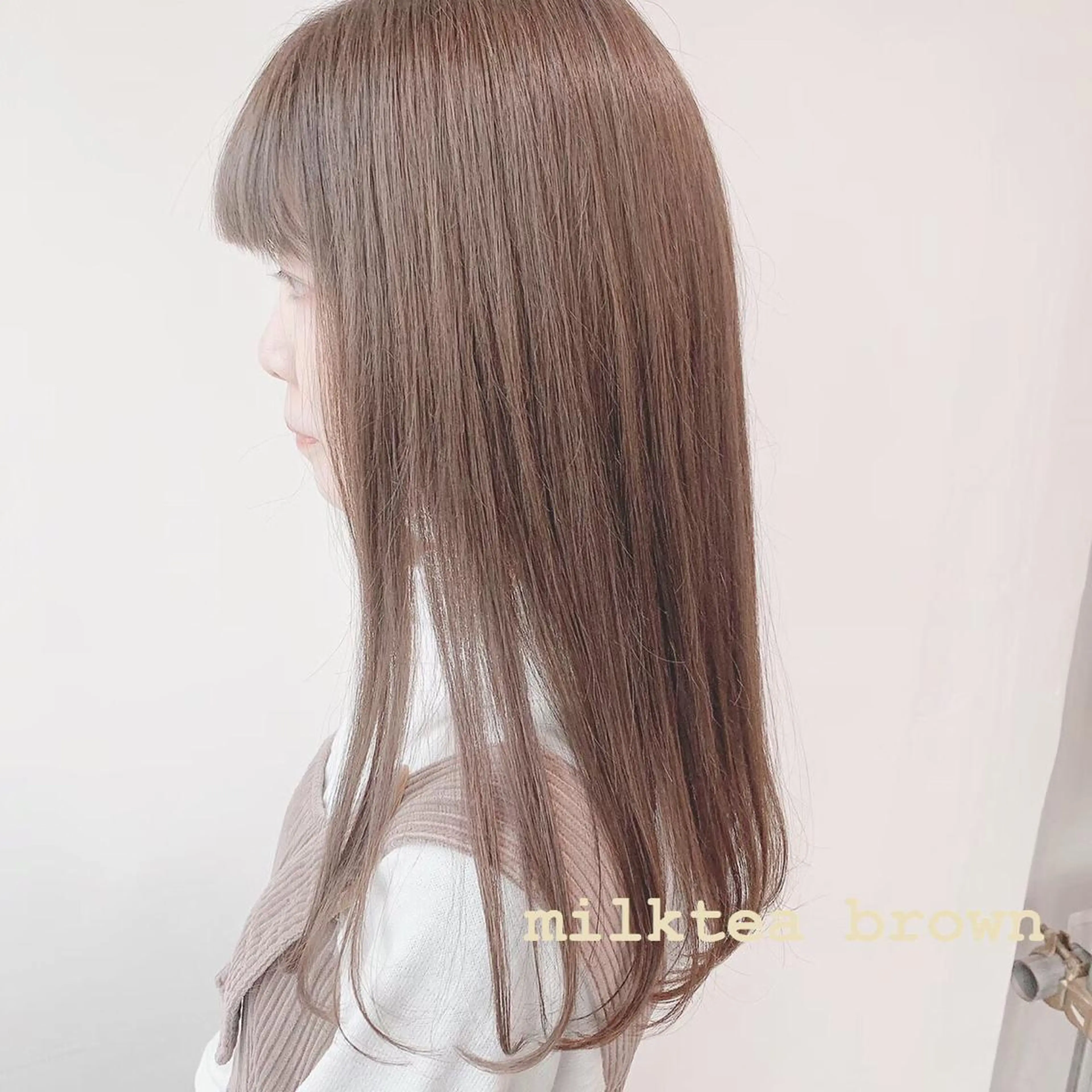 セミロング カラー ヘアカラー トリートメント 💗🤍透明感カラー 🤍💗kanonのヘアスタイル