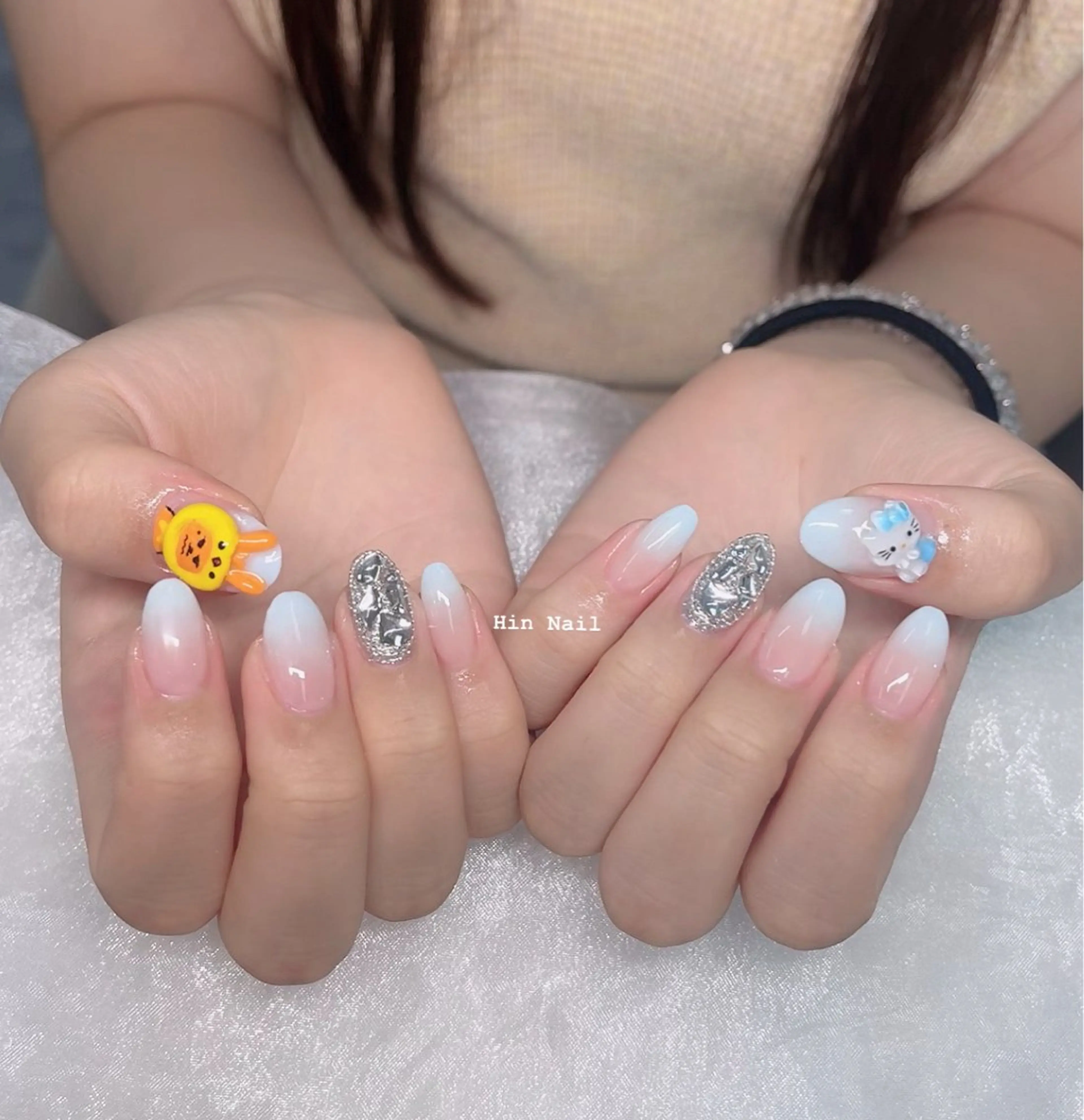 ネイル アートネイル ハンドネイル HIN NAILのネイルデザイン