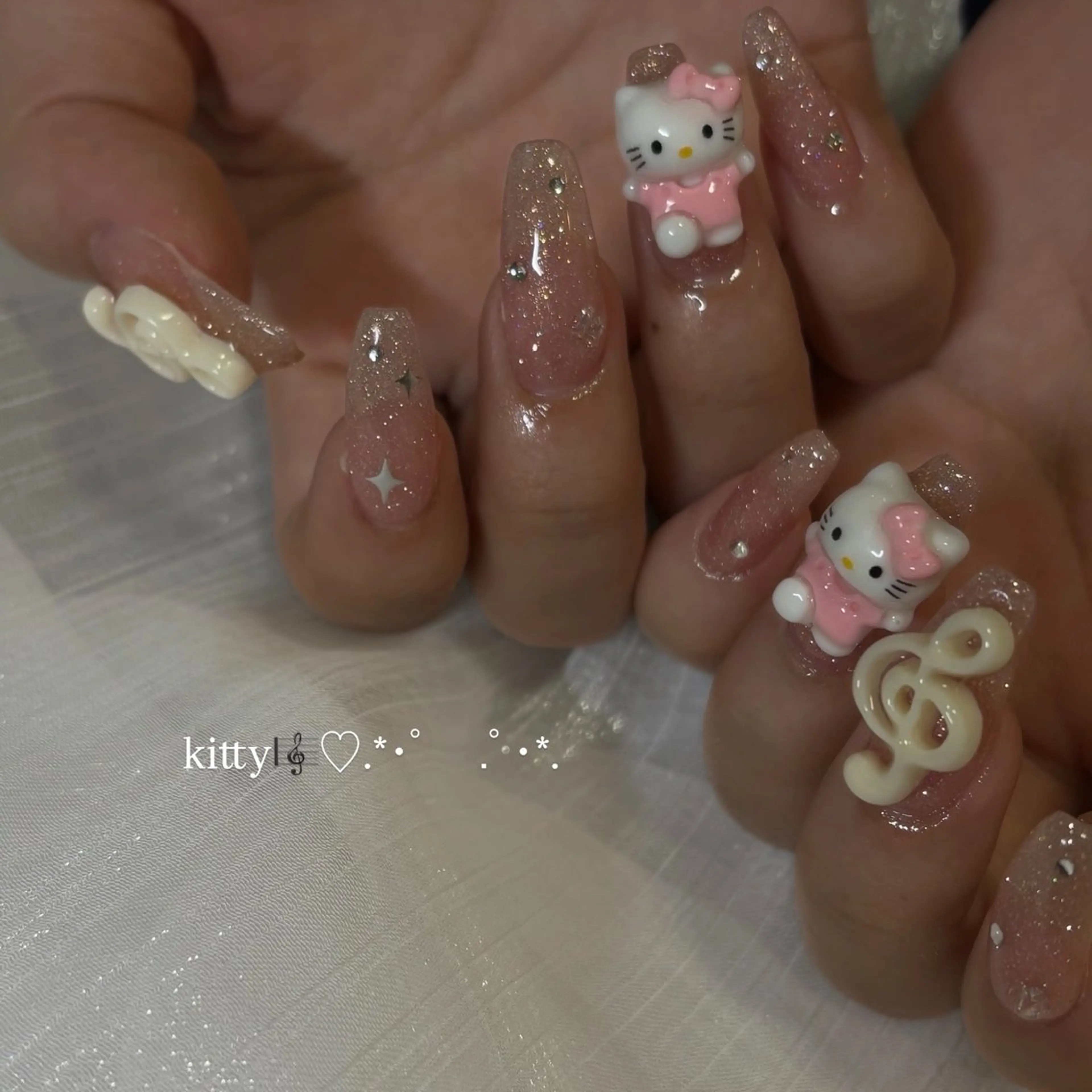 ネイル ハンドネイル Lélia nail Himariのネイルデザイン