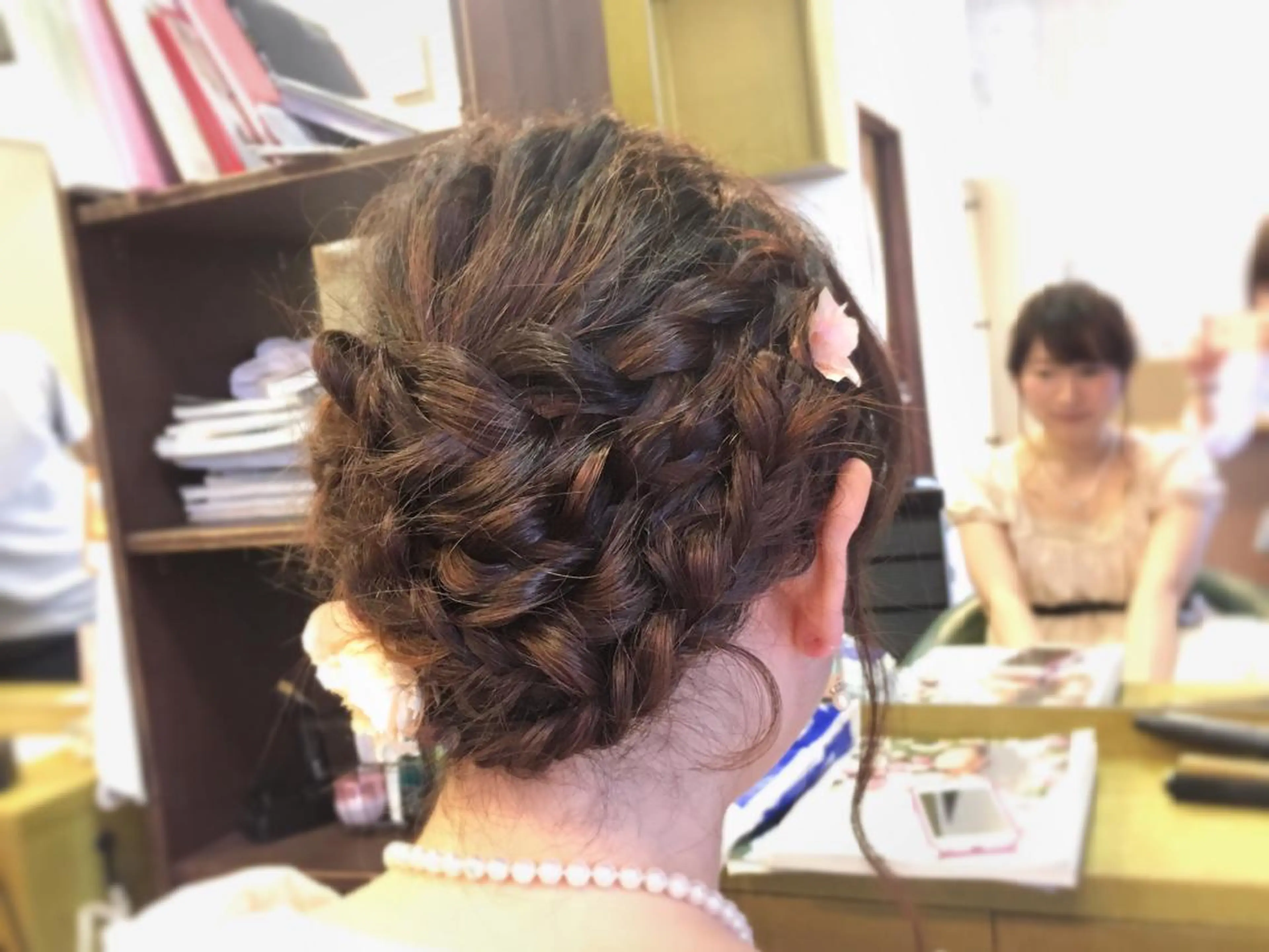 セミロング ヘアアレンジ ツイストスパイラル 波巻き🩵片平和香奈のヘアスタイル