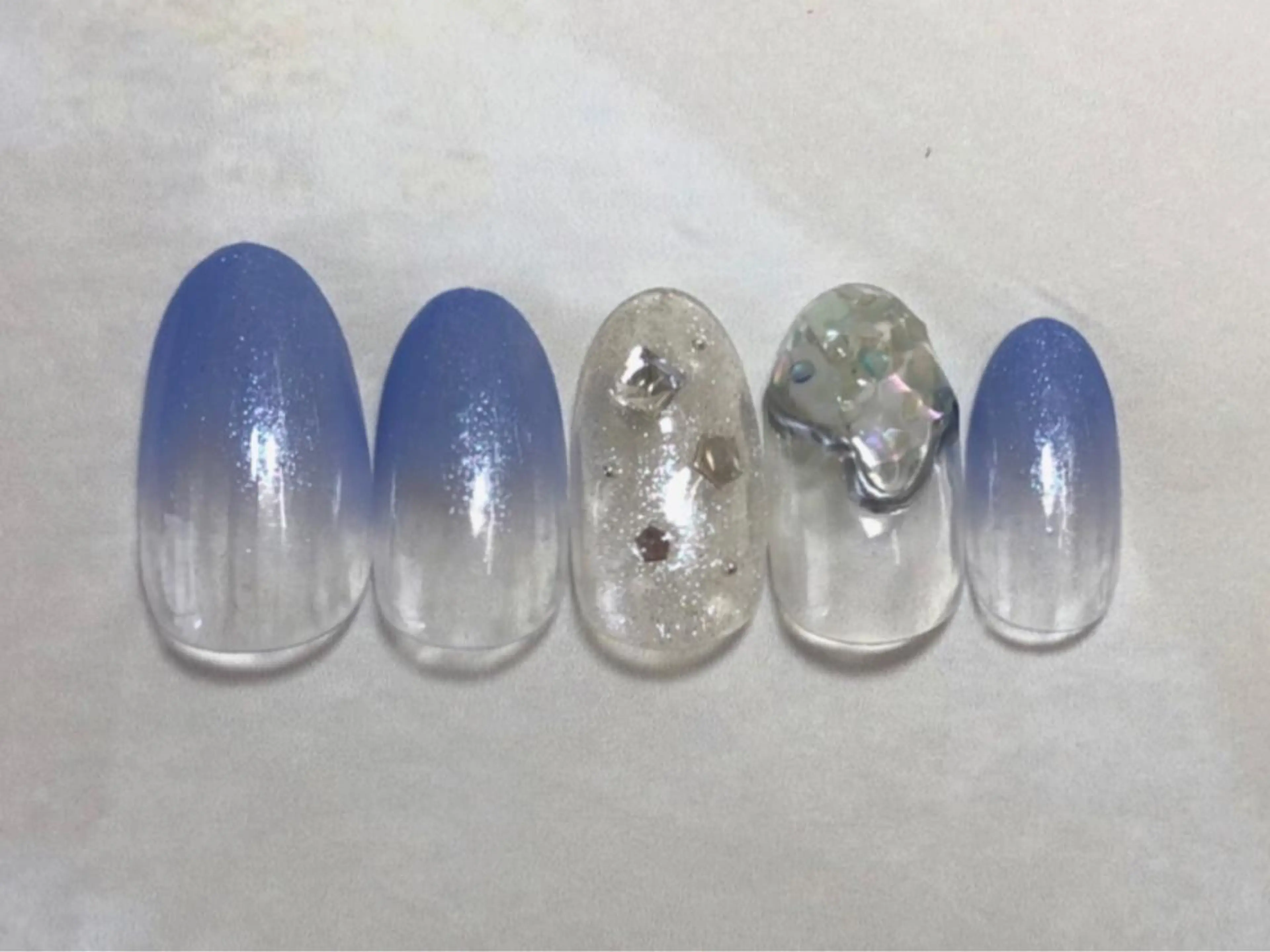 ネイル 株式会社JUEGO .○°のネイルデザイン