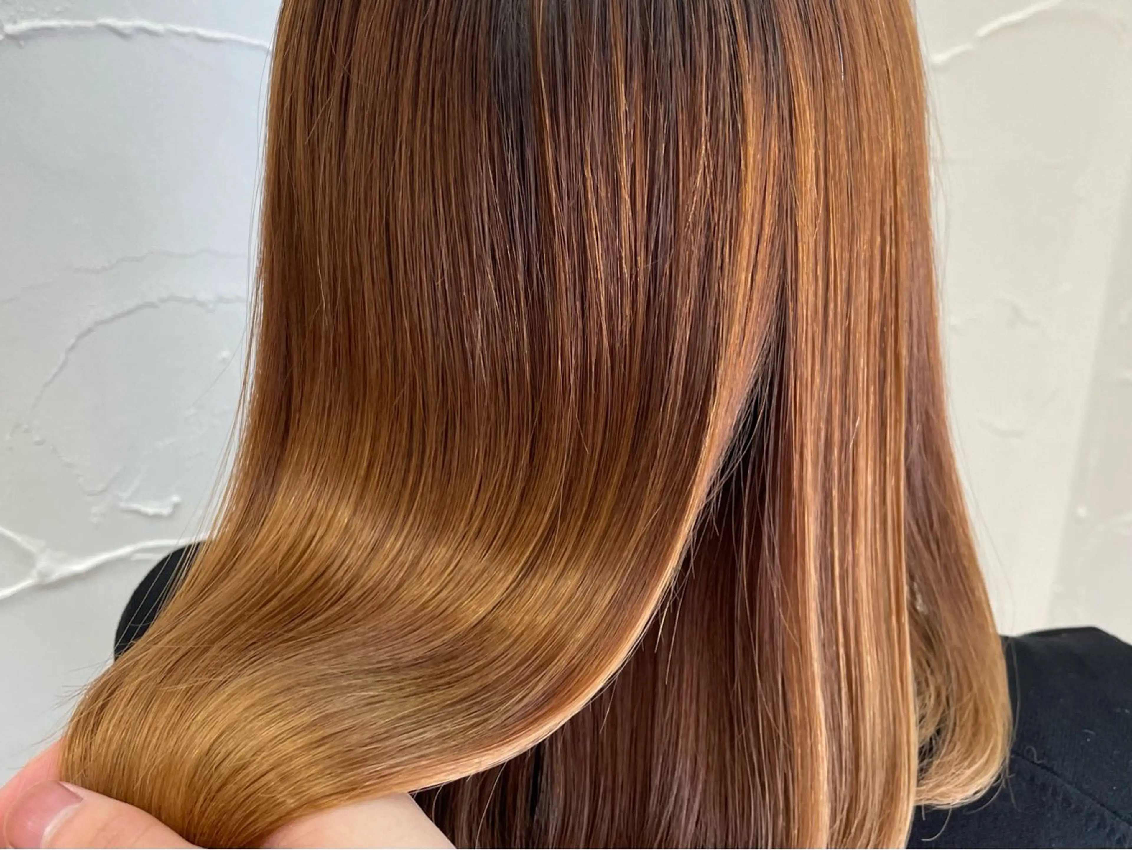 ロング カラー パーマ 髪質改善 UN BLEACHのヘアスタイル