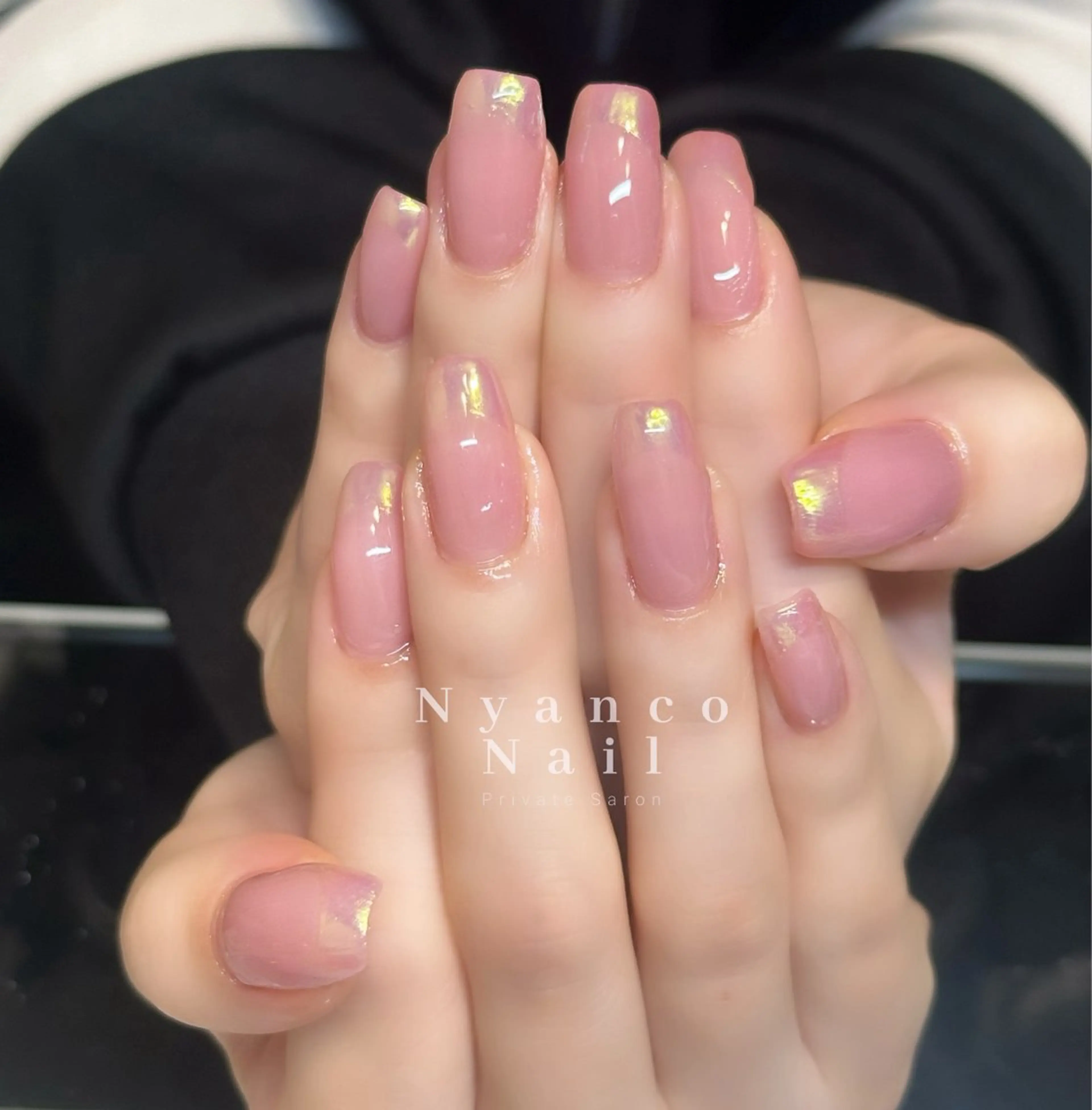 ネイル オーロラネイル フレンチネイル ジェルネイル 春ネイル ワンホンネイル Nyanco Nailのネイルデザイン