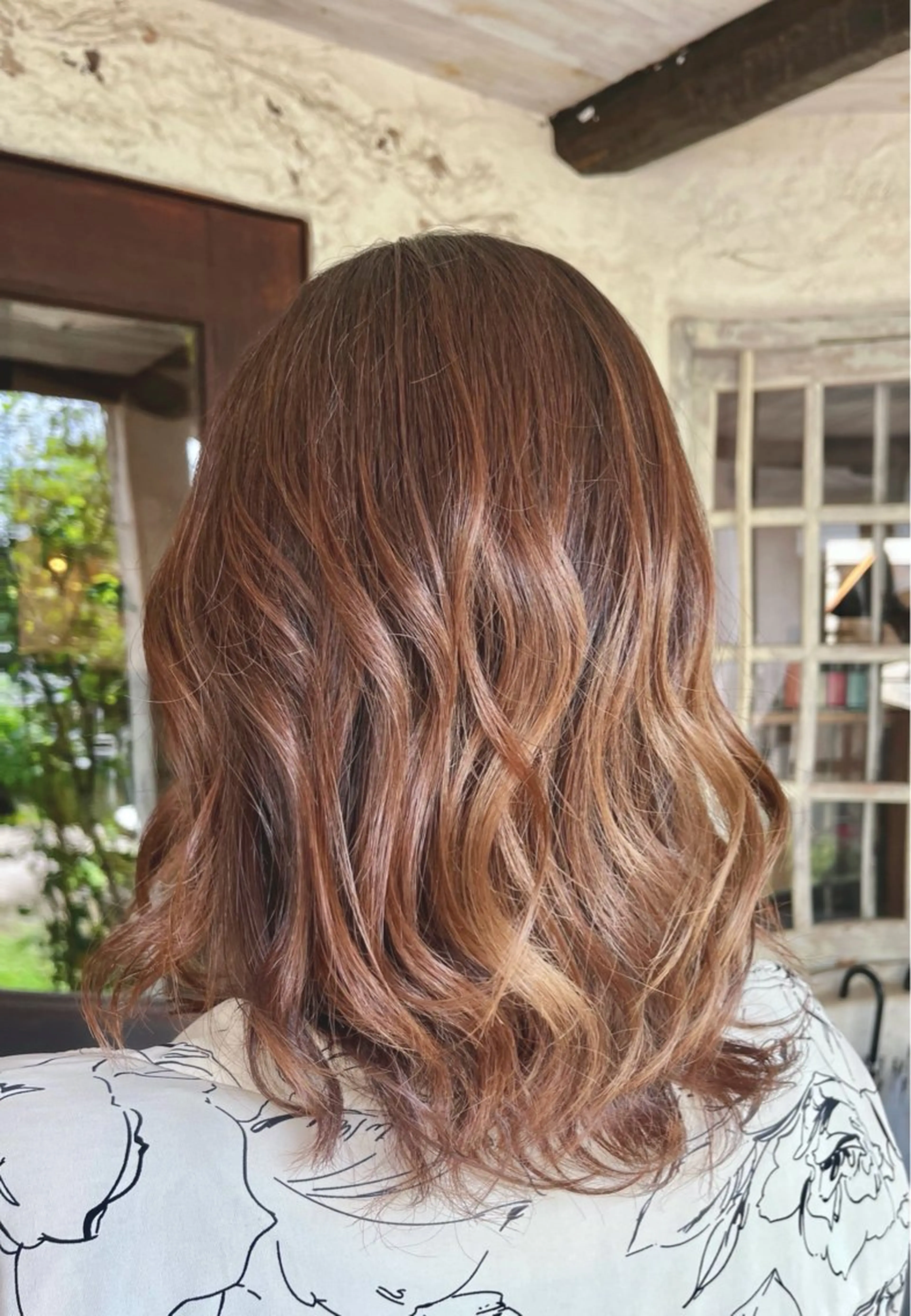 ミディアム ヘアカラー てづか りおのヘアスタイル