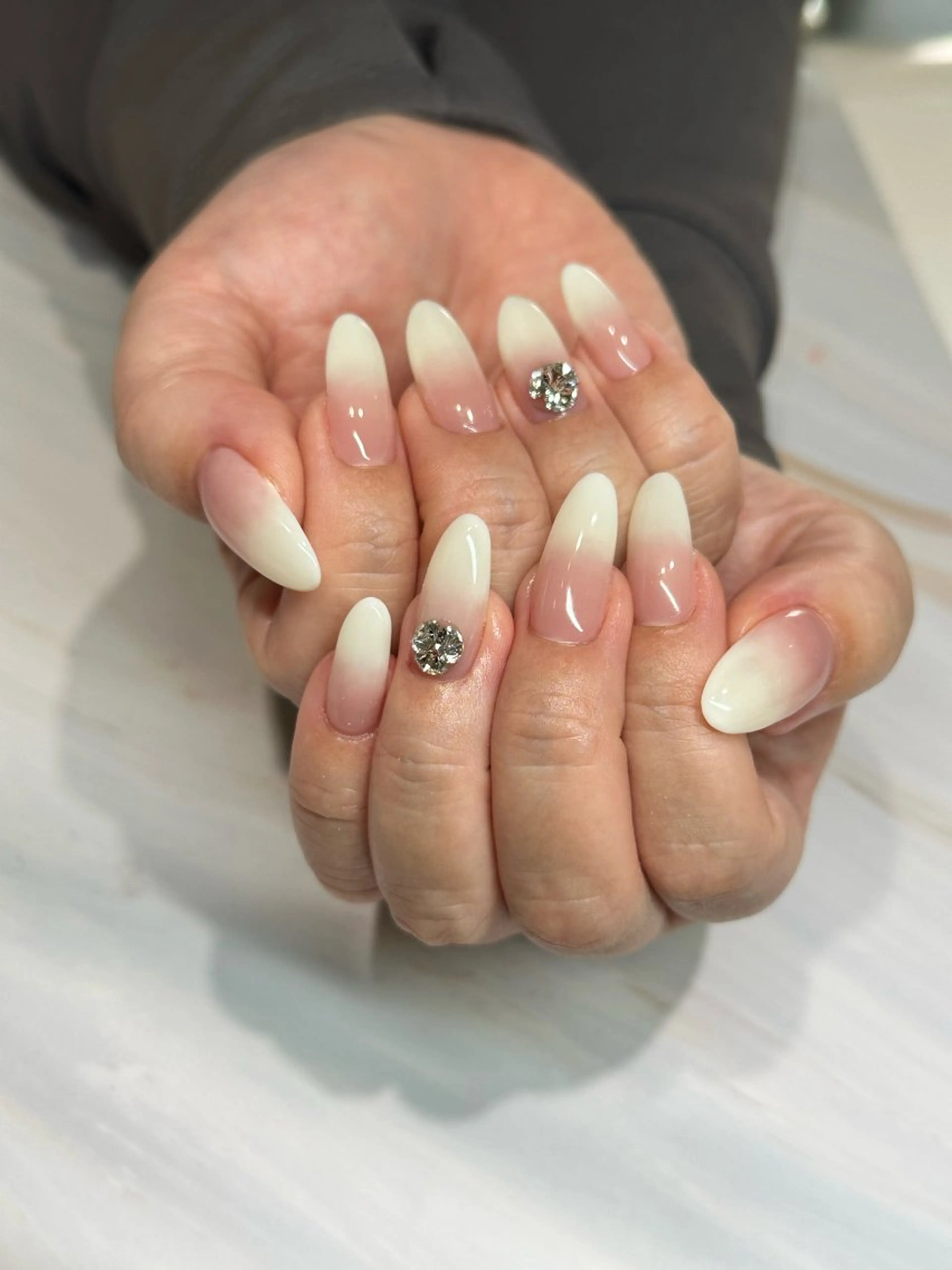 ネイル ラ・ルーン国母店 Chiakiのネイルデザイン