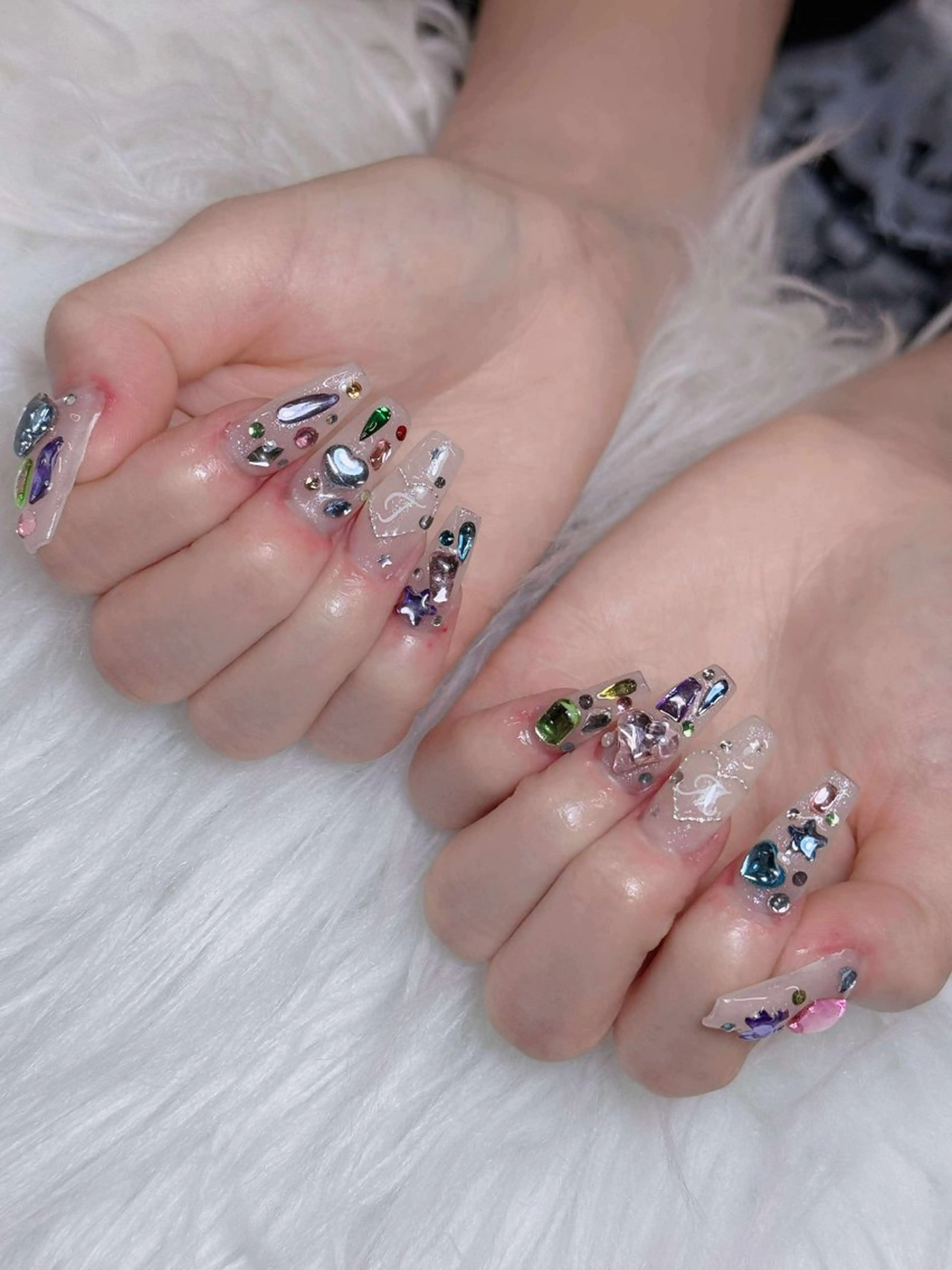 ネイル オーロラネイル チークネイル フットネイル フレンチネイル 韓国ネイル ハンドネイル Lumi Nailのネイルデザイン