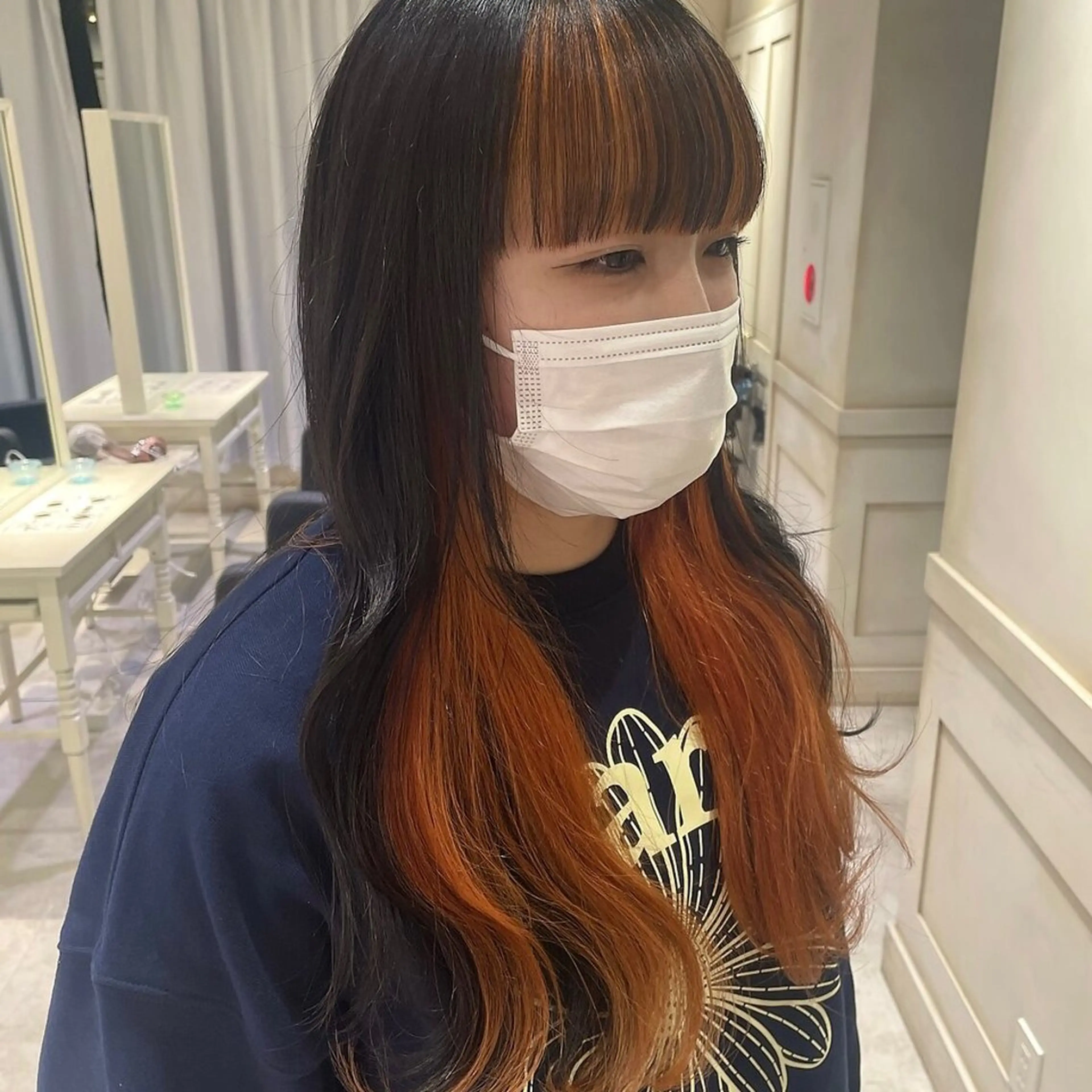 ロング カラー ブリーチ ハイトーンカラー インナーカラー オレンジ 💖ブリーチ/暖色 𝐘𝐮𝐢💖のヘアスタイル