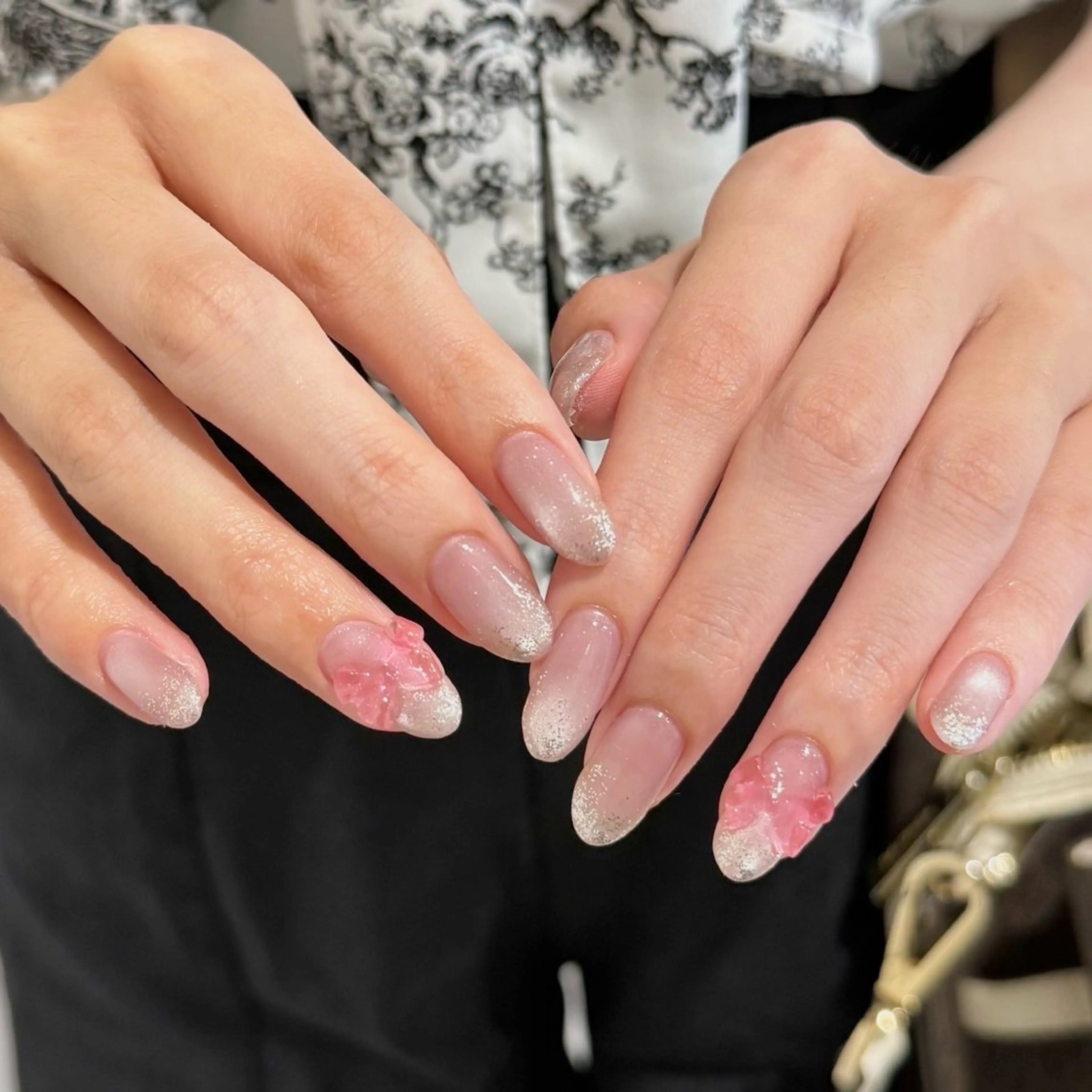【ハンド】 50色から選べるマグネットネイル💅オフケア込の写真