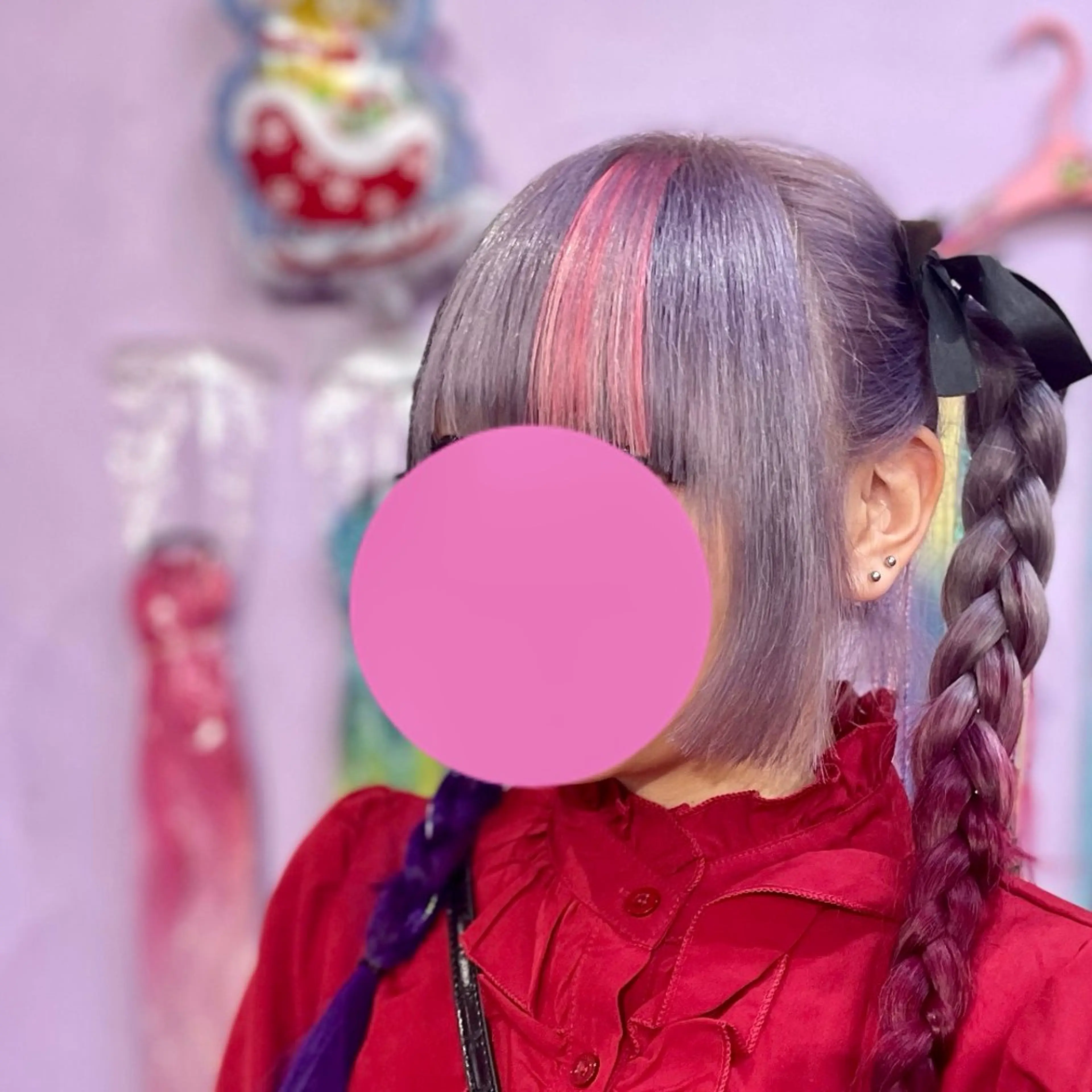 ミディアム エクステ ⭐️派手髪⭐️ KINA👽🦎💖のヘアスタイル