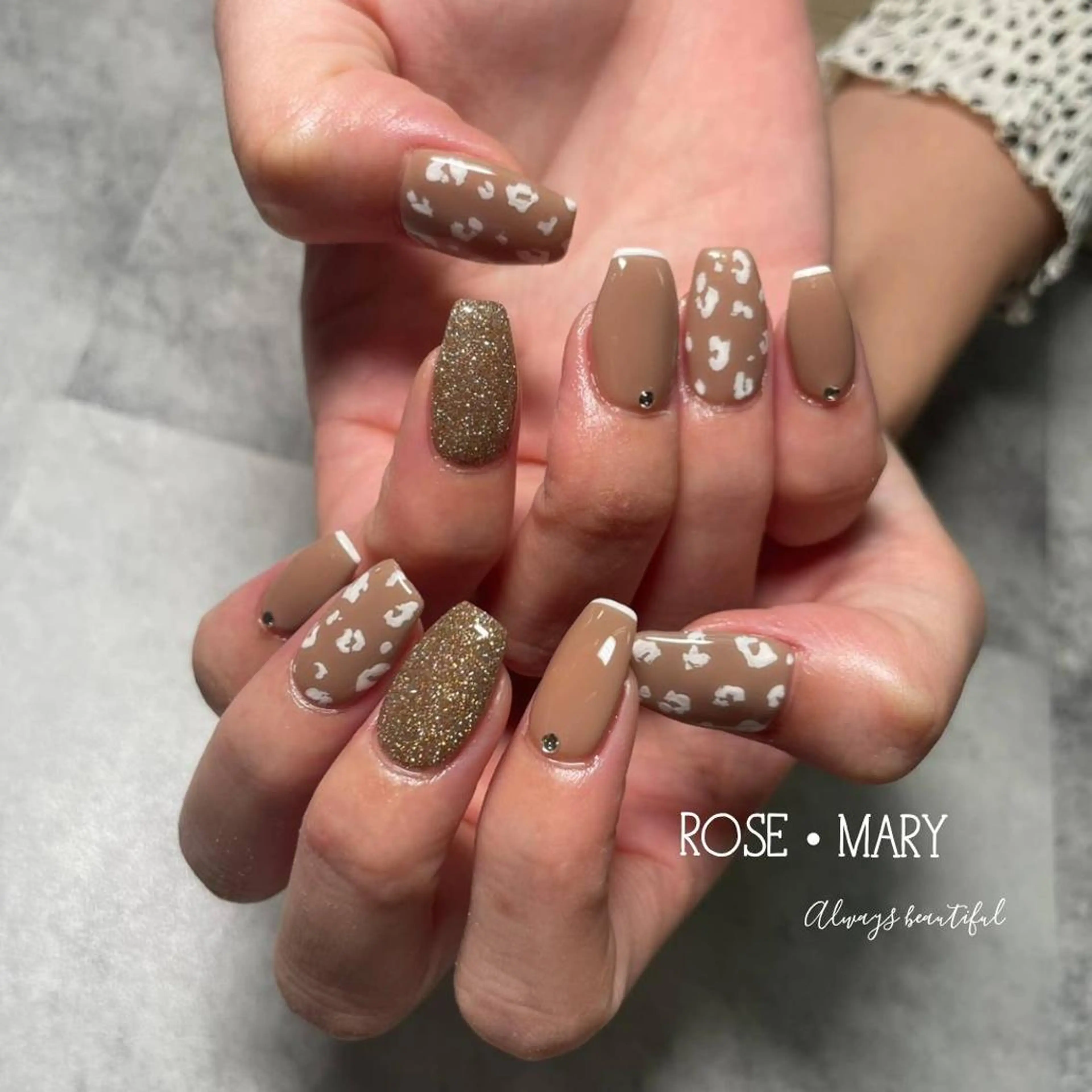 マツエク・マツパ ハンドネイル ROSE・ MARY 鈴木のネイルデザイン