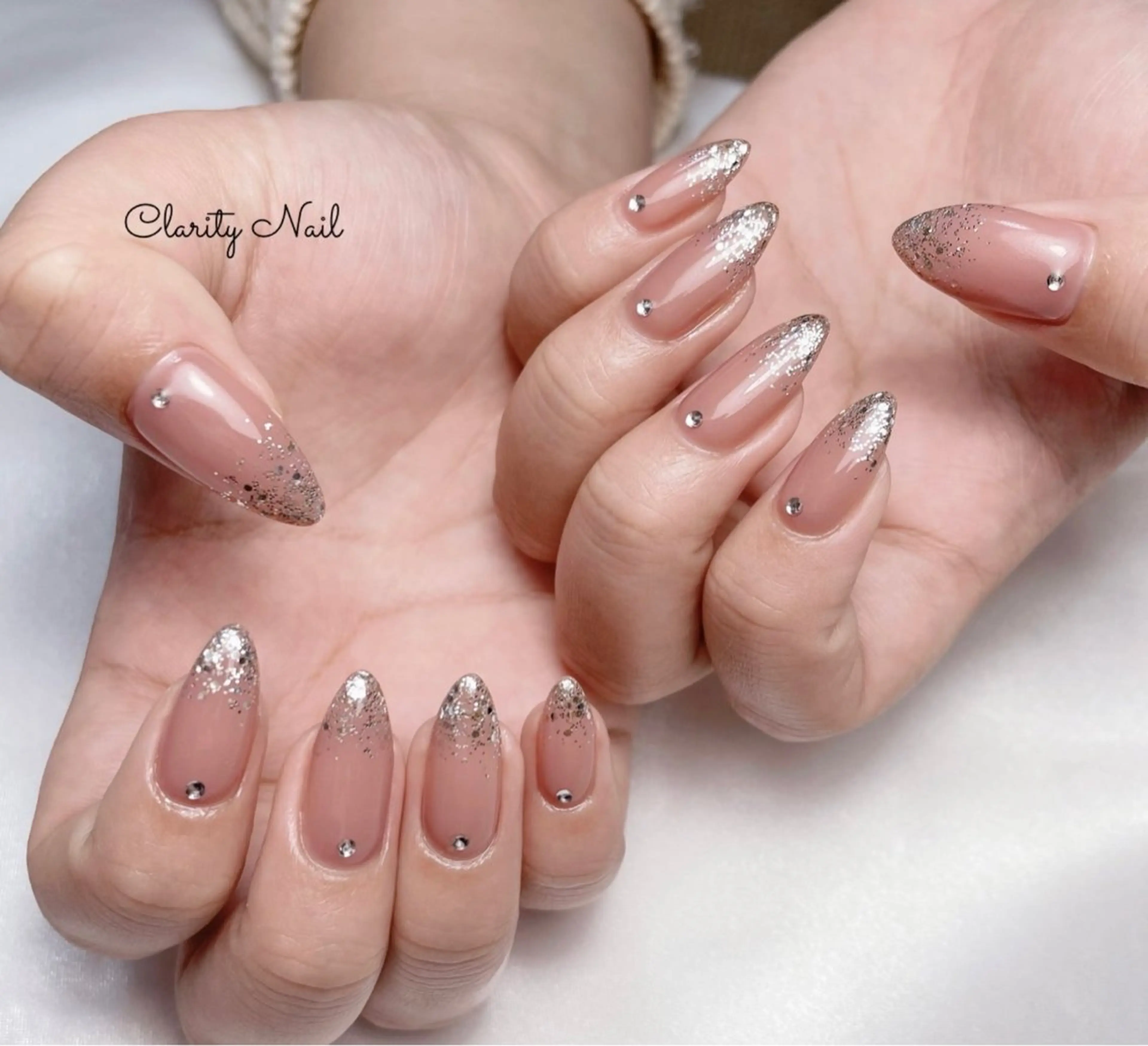 ネイル グラデーション ラメ(グリッター) ラメグラデーション ハンドネイル Clarity Nailのネイルデザイン