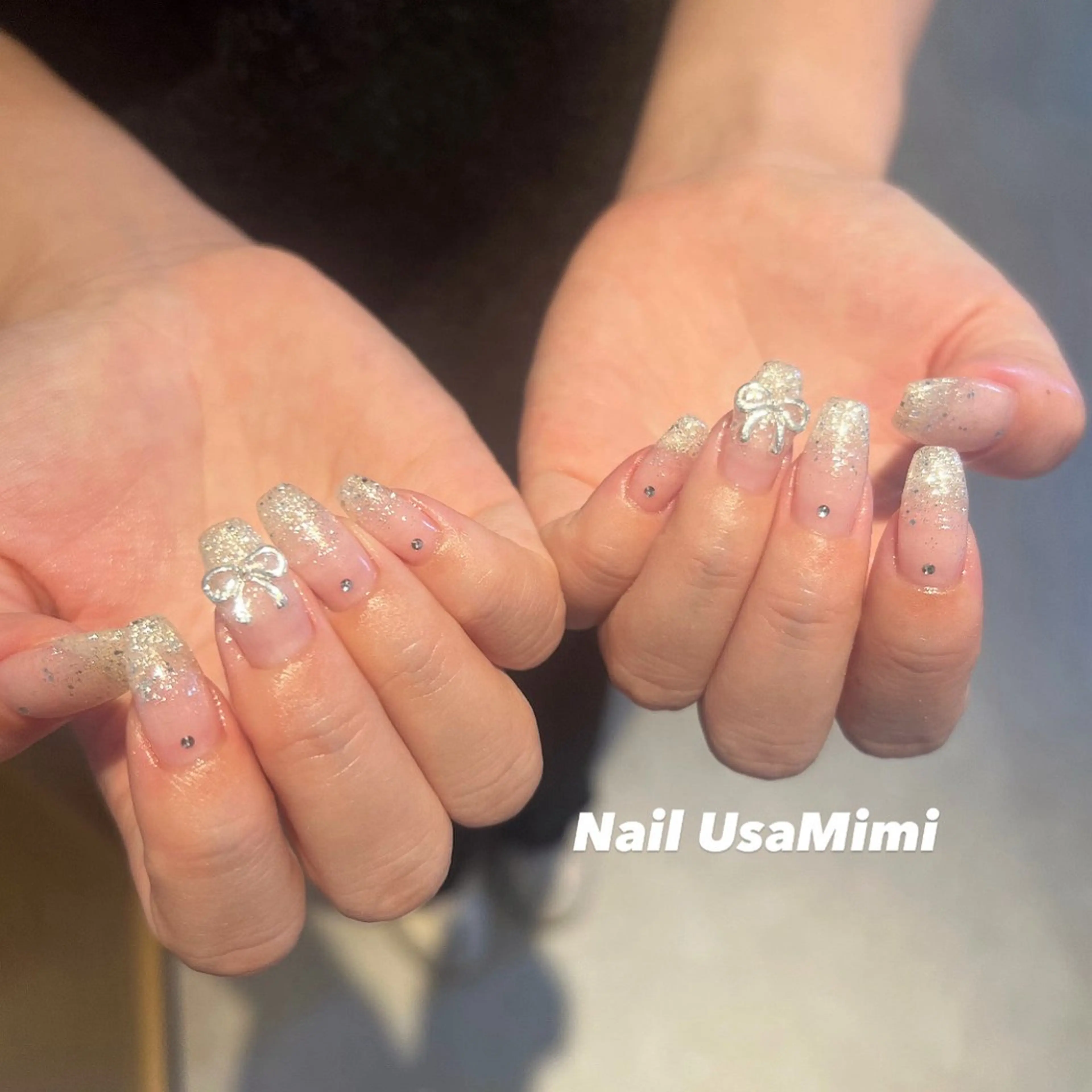 ネイル ジェルネイル グラデーション ラメ(グリッター) ラメグラデーション マグネットネイル ハンドネイル 本町NailUsa Mimi RIKOのネイルデザイン