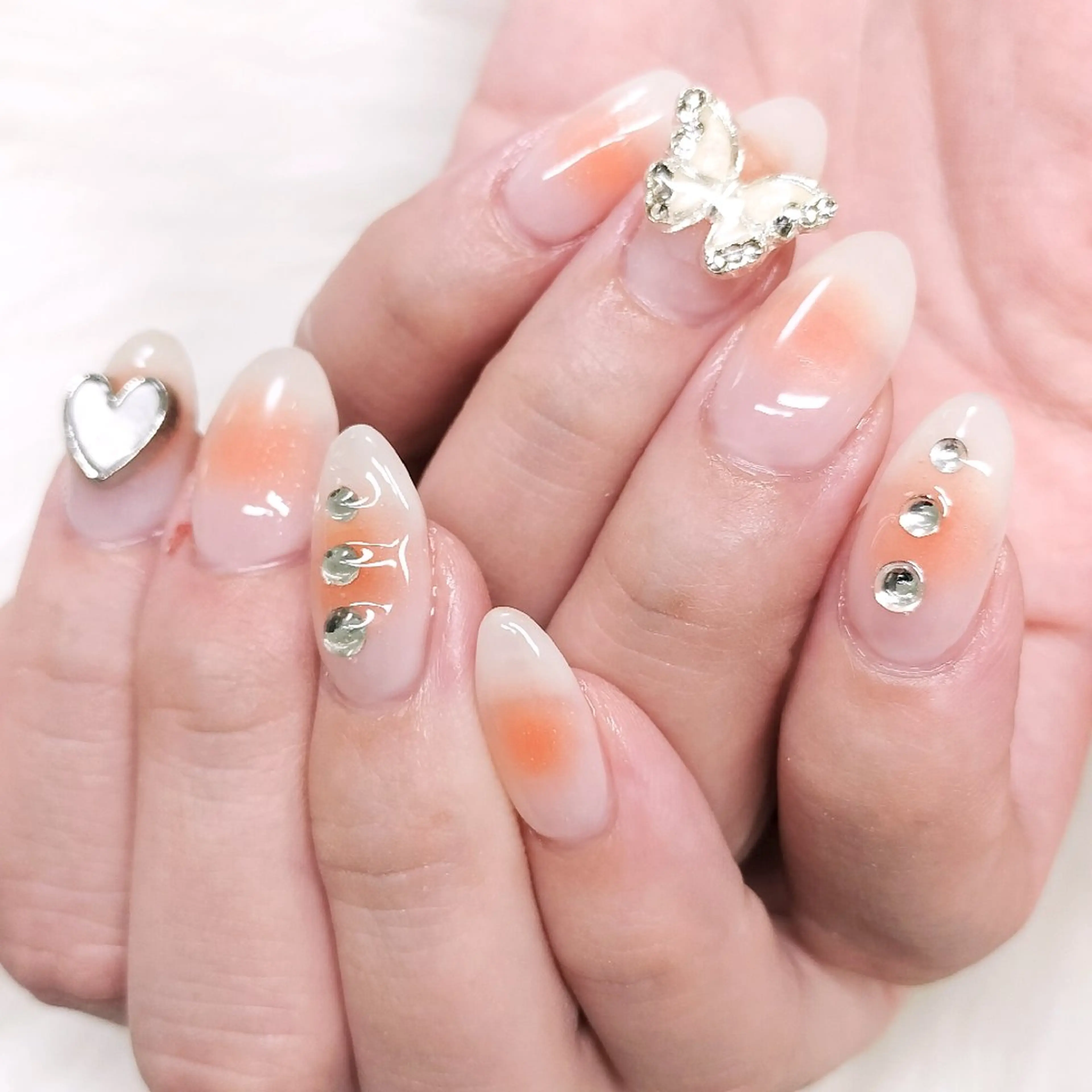 ネイル Nail salon Tiary オーナーのネイルデザイン