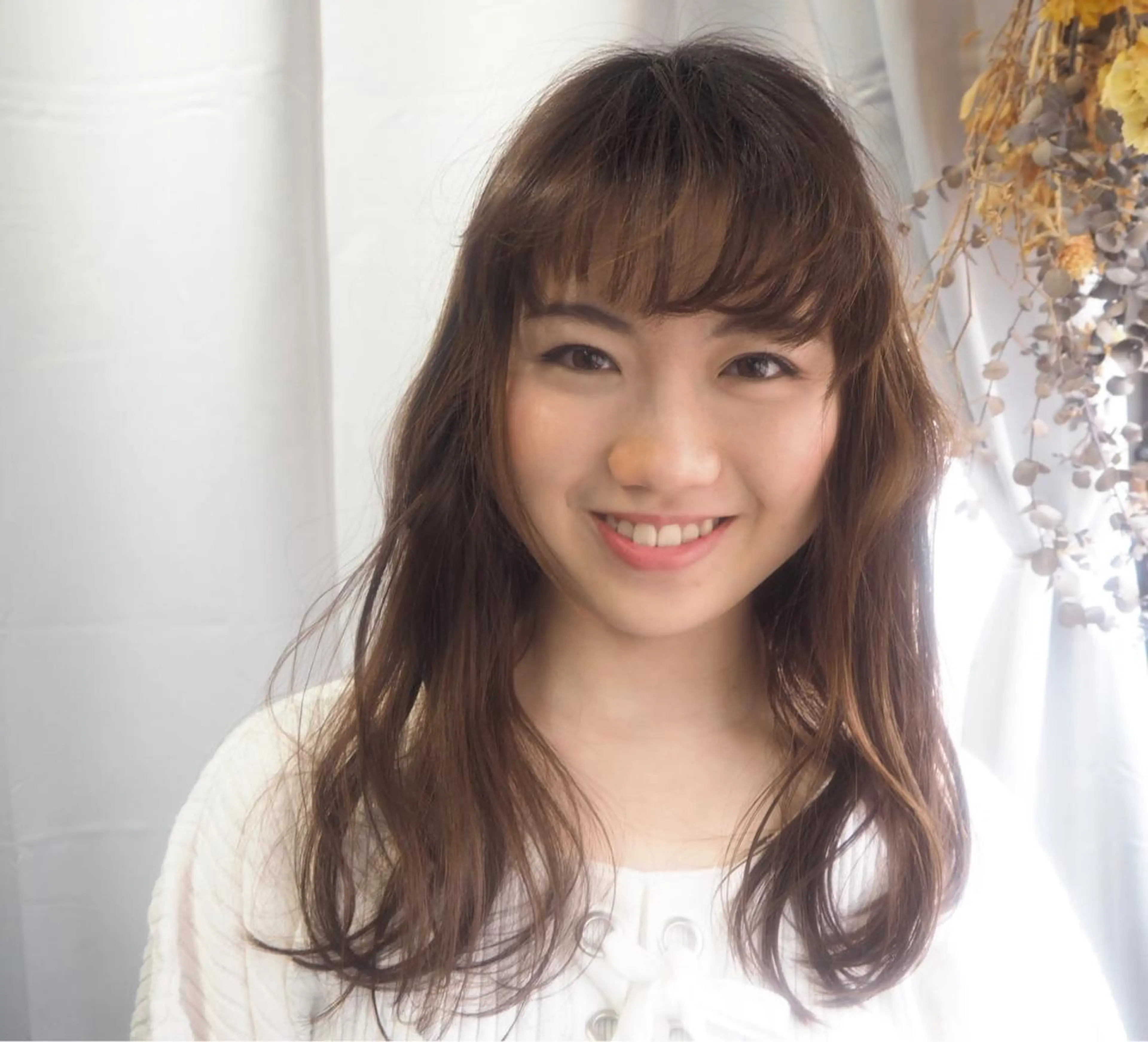 セミロング カット ヘアカラー トリートメント 高橋 悠介のヘアスタイル