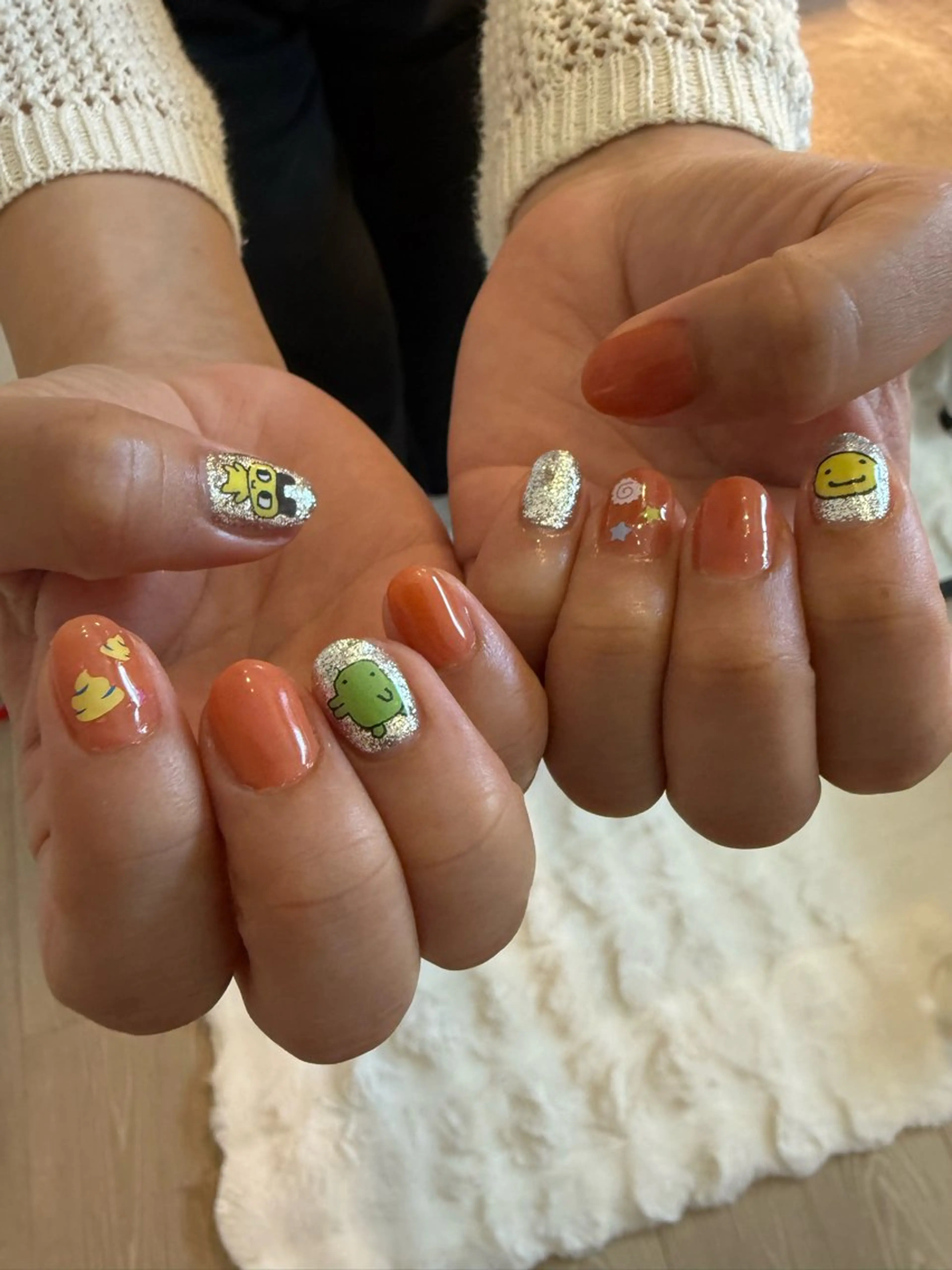 ネイル 持ち込み オレンジ シルバー ハンドネイル nail salon Estelleのネイルデザイン