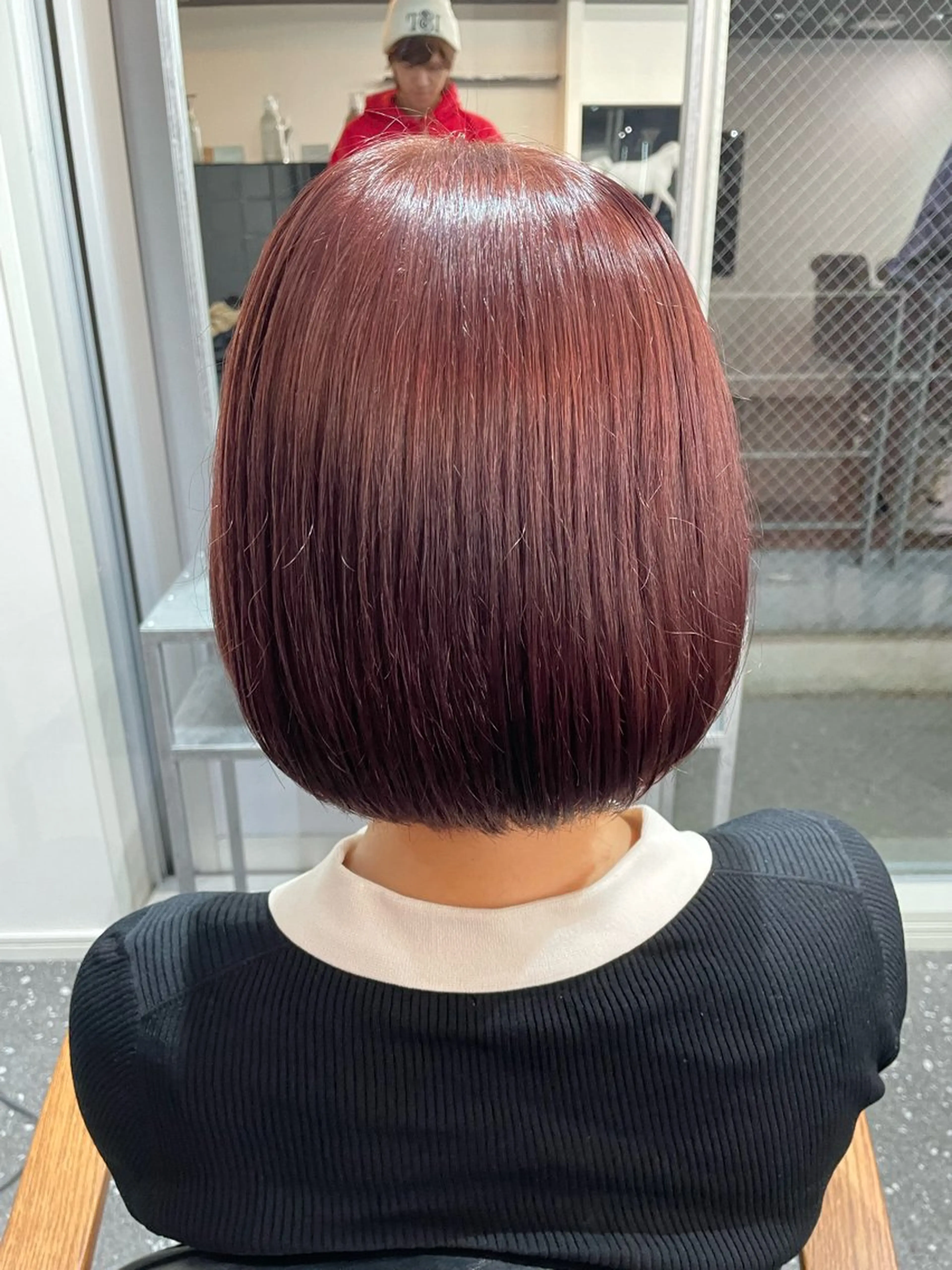 セミロング 半個室サロンyoures hair 髪質改善トリートメント東新宿店所属・榊原 竜弥のヘアスタイル