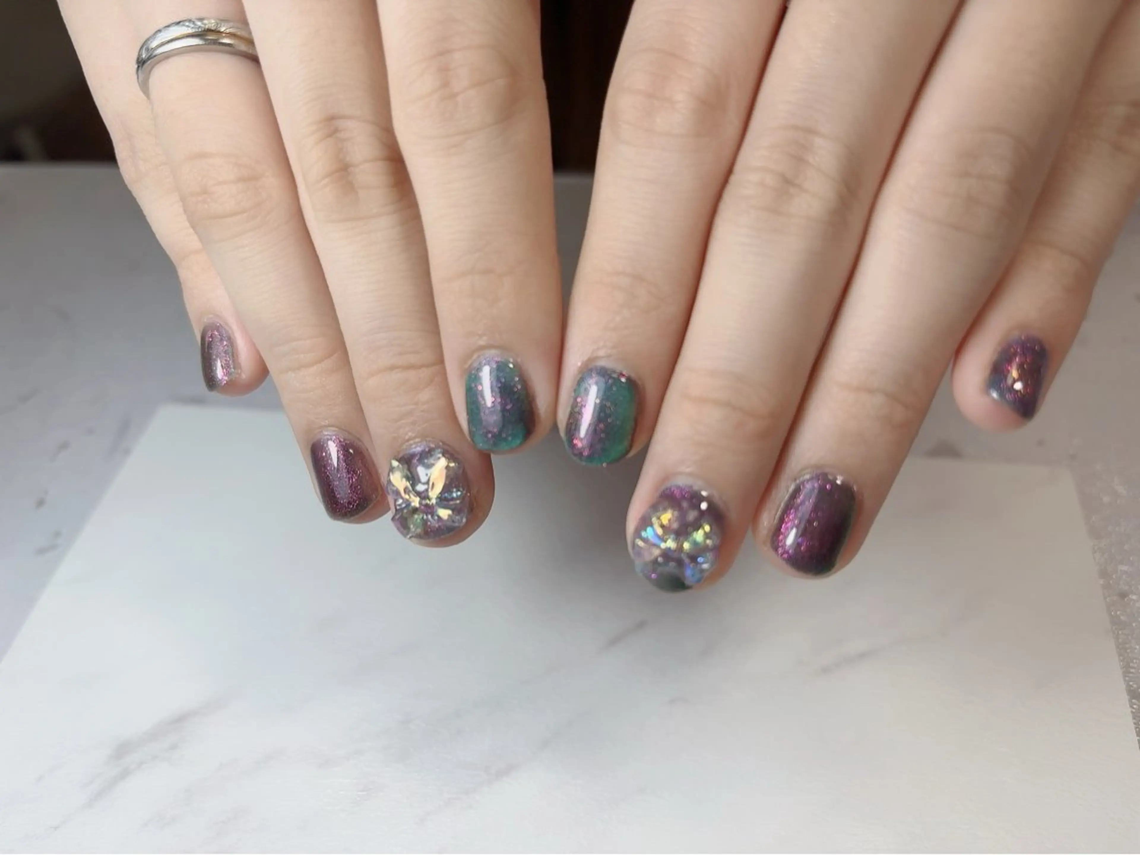 ネイル リボン mi hoのネイルデザイン