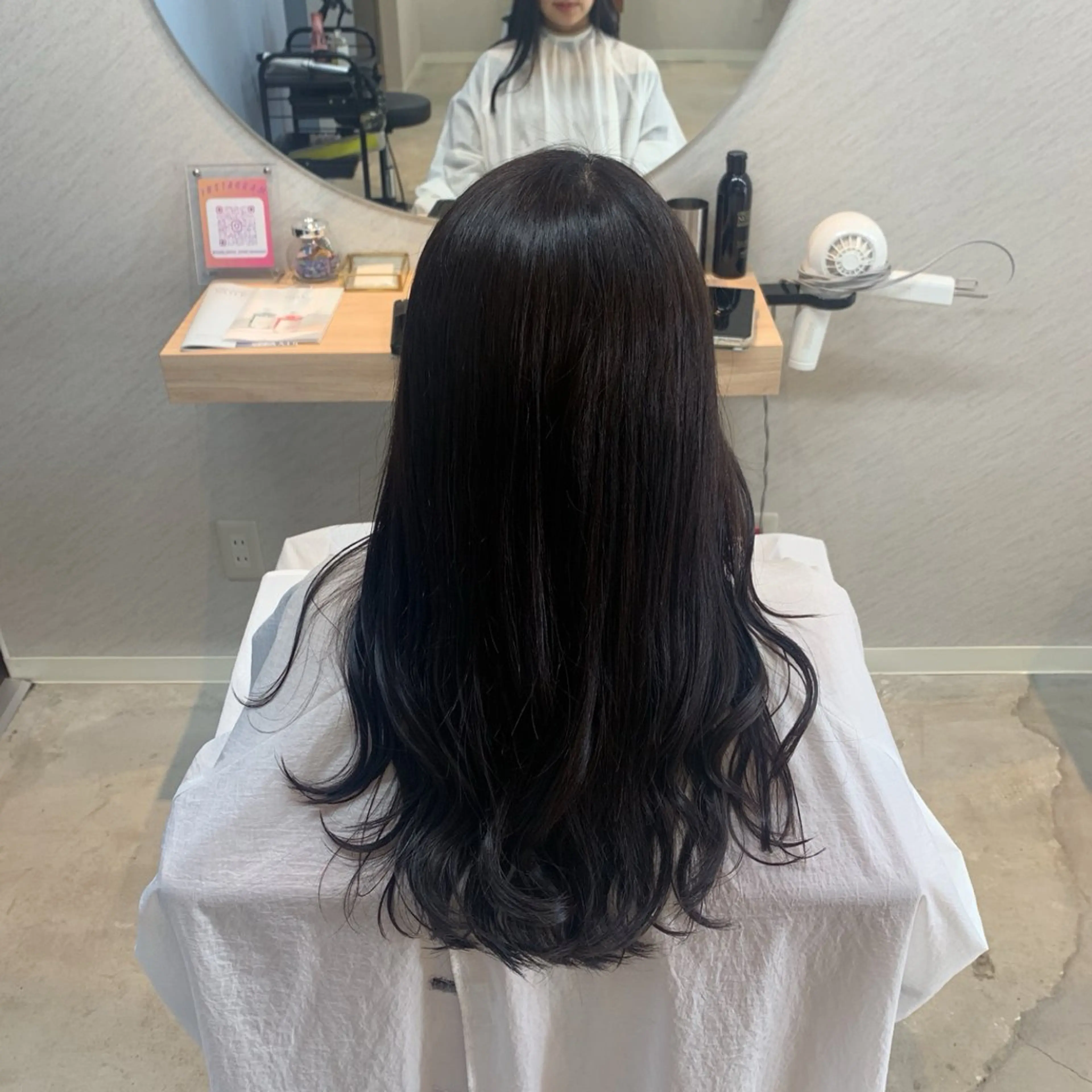 ロング カラー 黒髪 ブルーカラー ブルーブラック hair Lanish所属・山崎 美羽のヘアスタイル