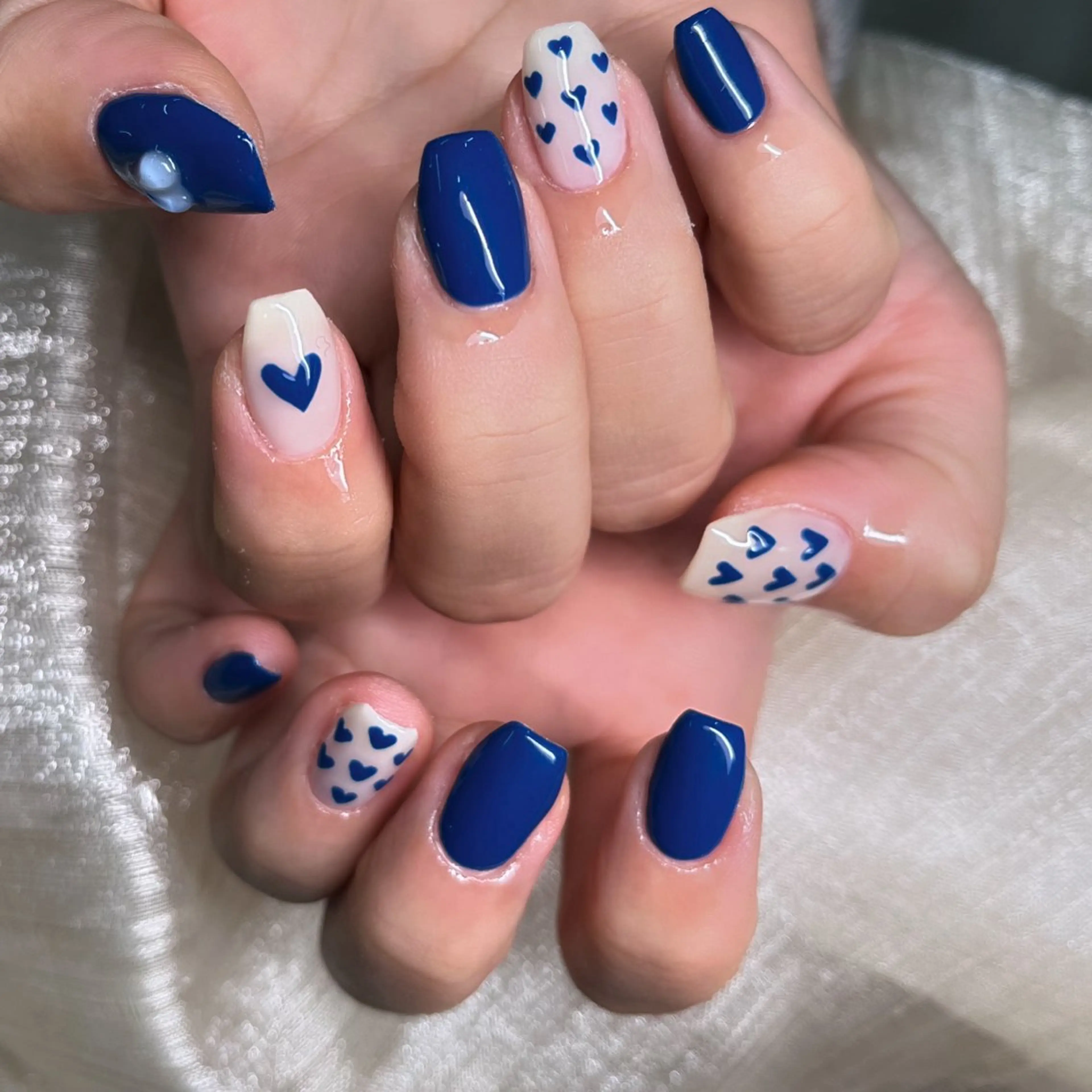 ネイル 韓国ネイル マグネットネイル 持ち込み ワンカラーネイル ワンホンネイル ToliyDeliy Nail Salonのネイルデザイン