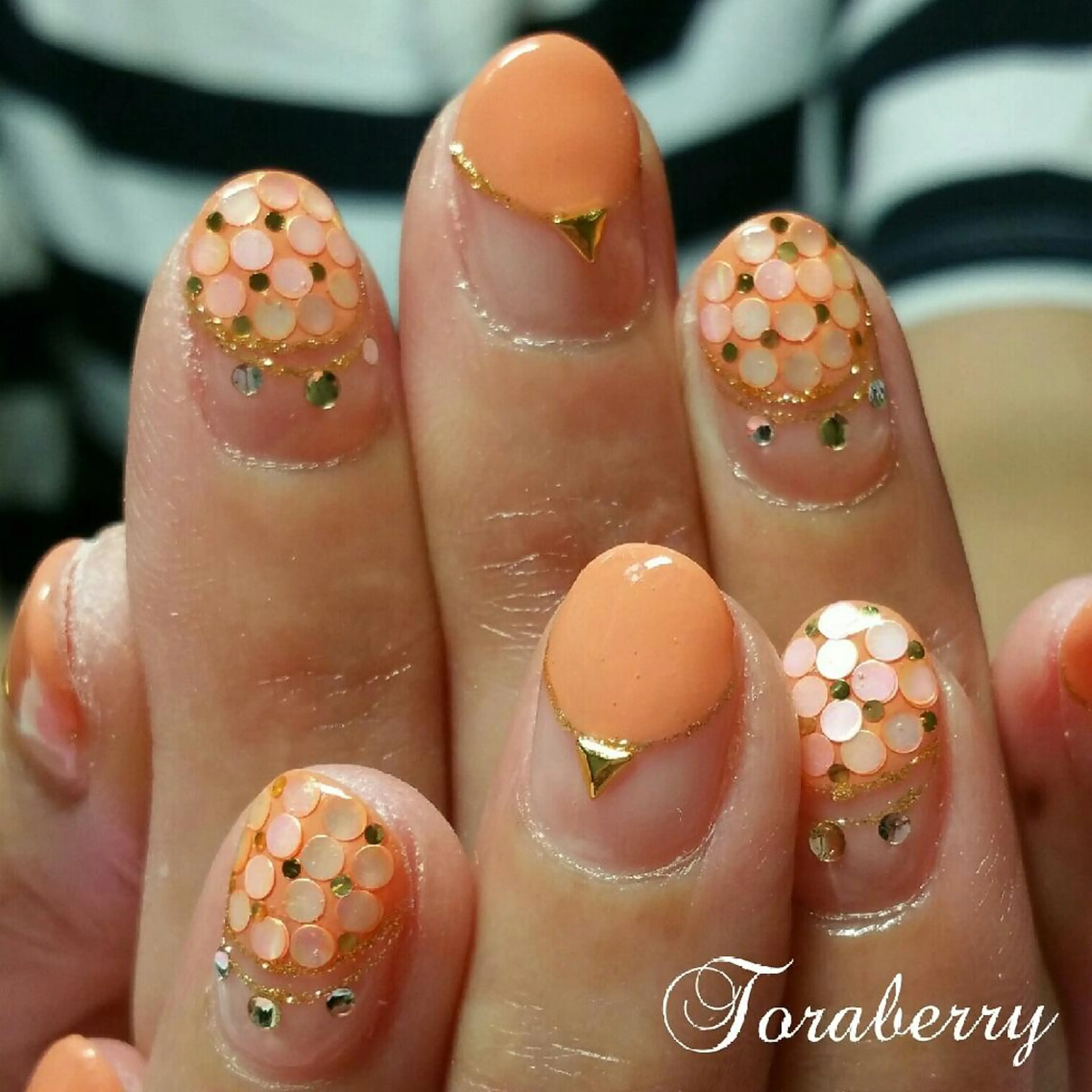 ネイル ホログラムネイル ハンドネイル ネイリスト なつみのネイルデザイン