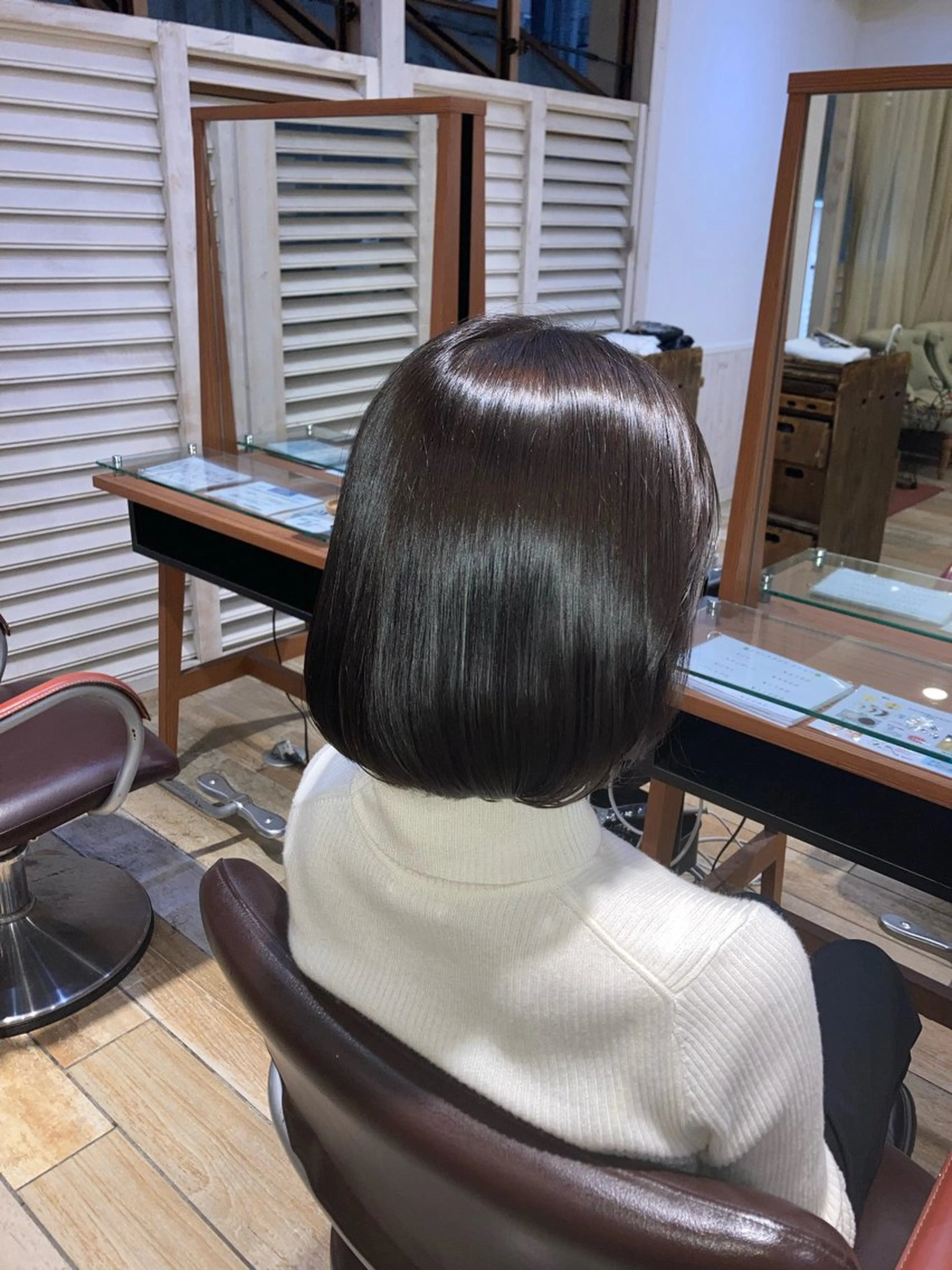 ミディアム カラー ヘアカラー トリートメント ショートカット 💎ゆうき💎のヘアスタイル