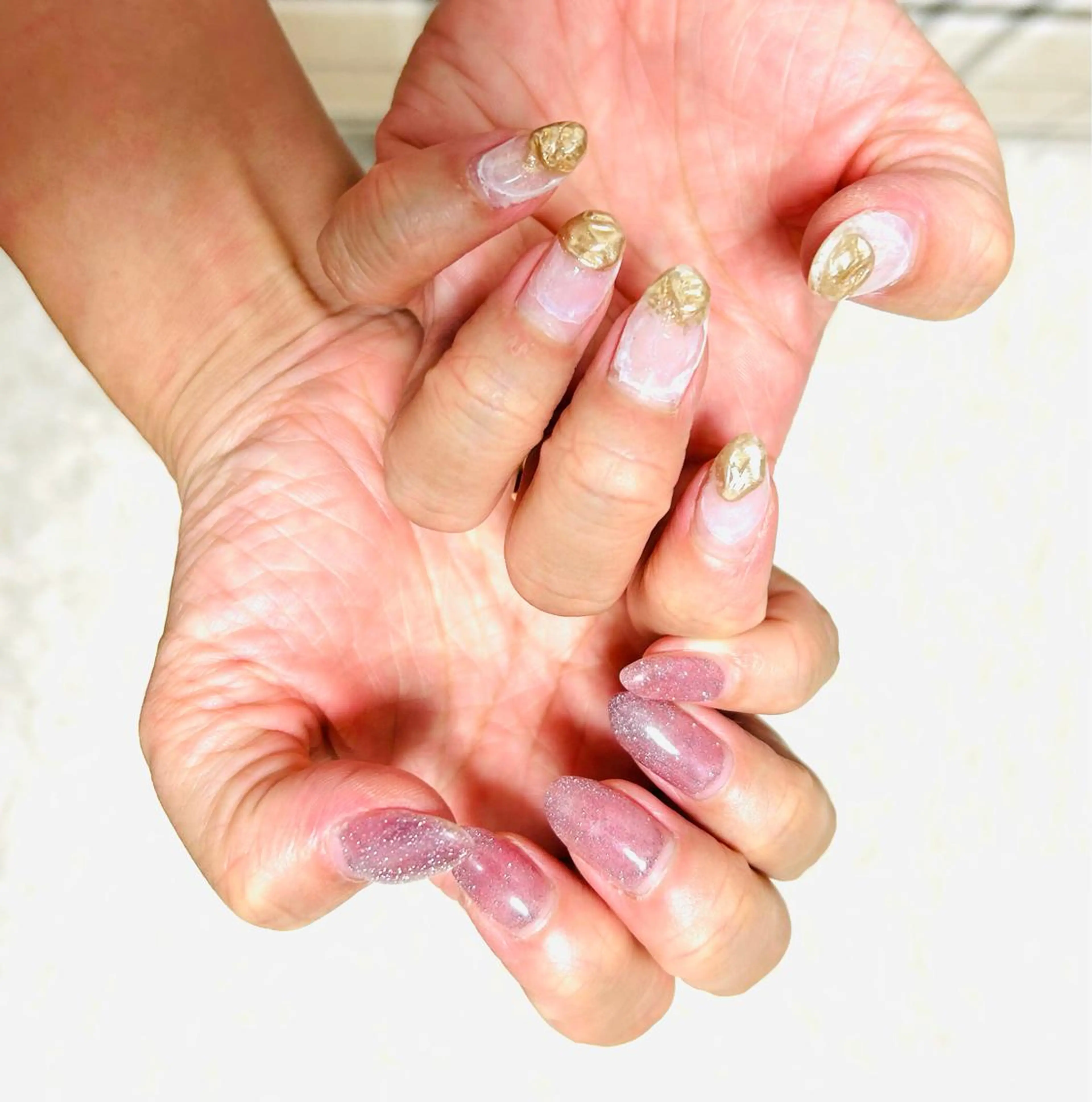 ネイル フラッシュネイル フットネイル フレンチネイル ラメ(グリッター) ラメグラデーション Ｈ3（エイチスリー）所属・H3 hitoのネイルデザイン