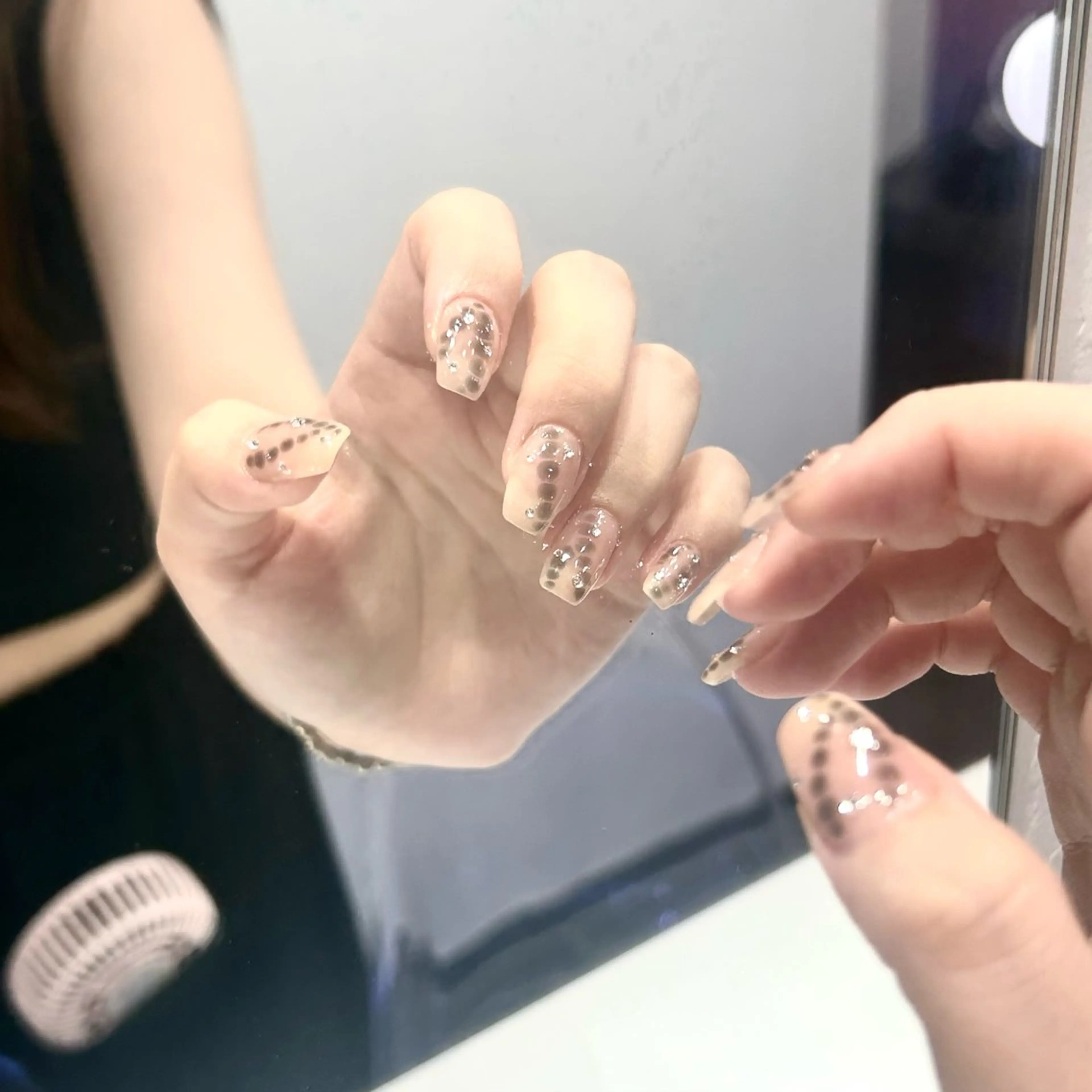 ネイル VENUSBELT hidekaのネイルデザイン