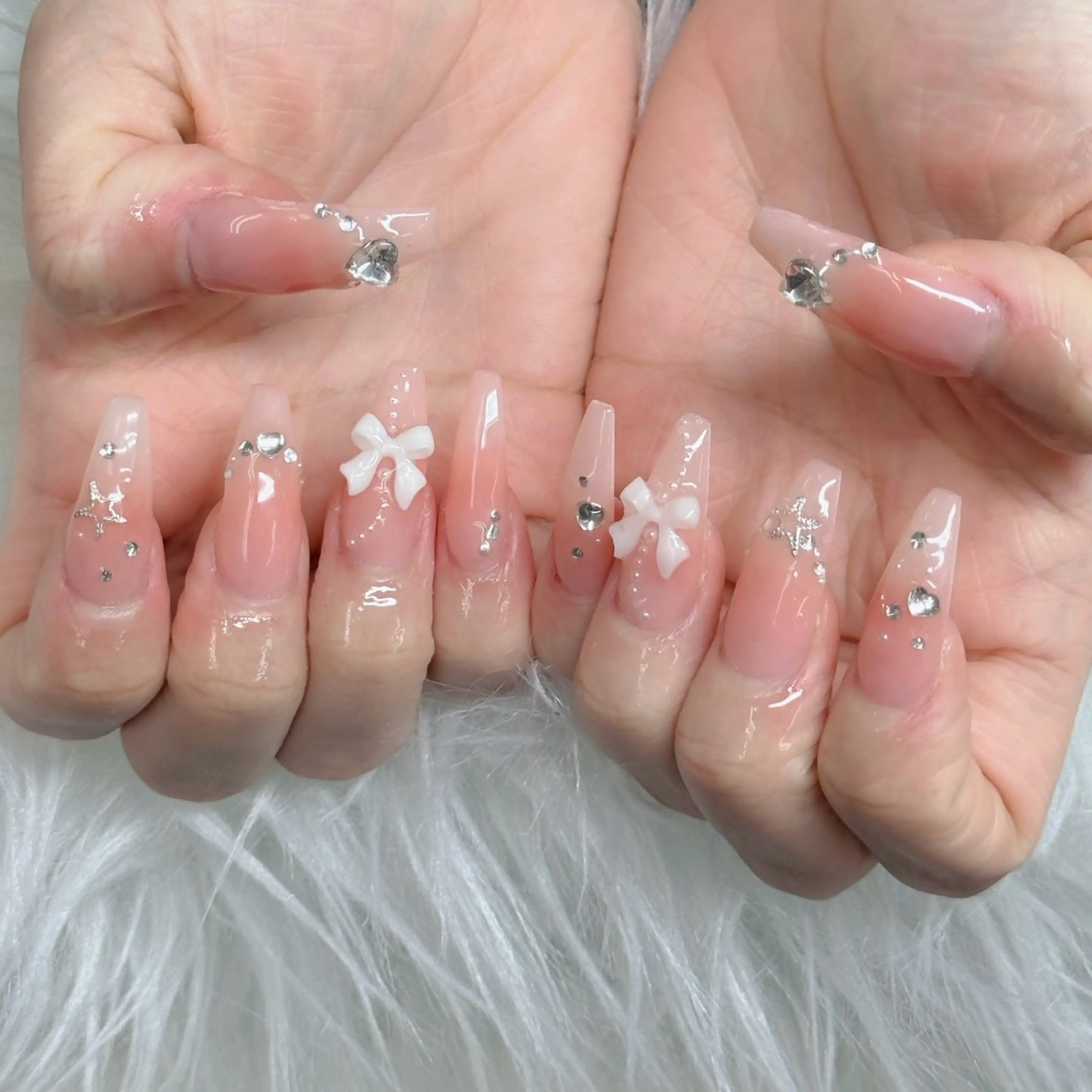 ネイル ロングネイル マグネットネイル リボン 夏ネイル スーパーロングネイル ハンドネイル Hani nailsalonのネイルデザイン