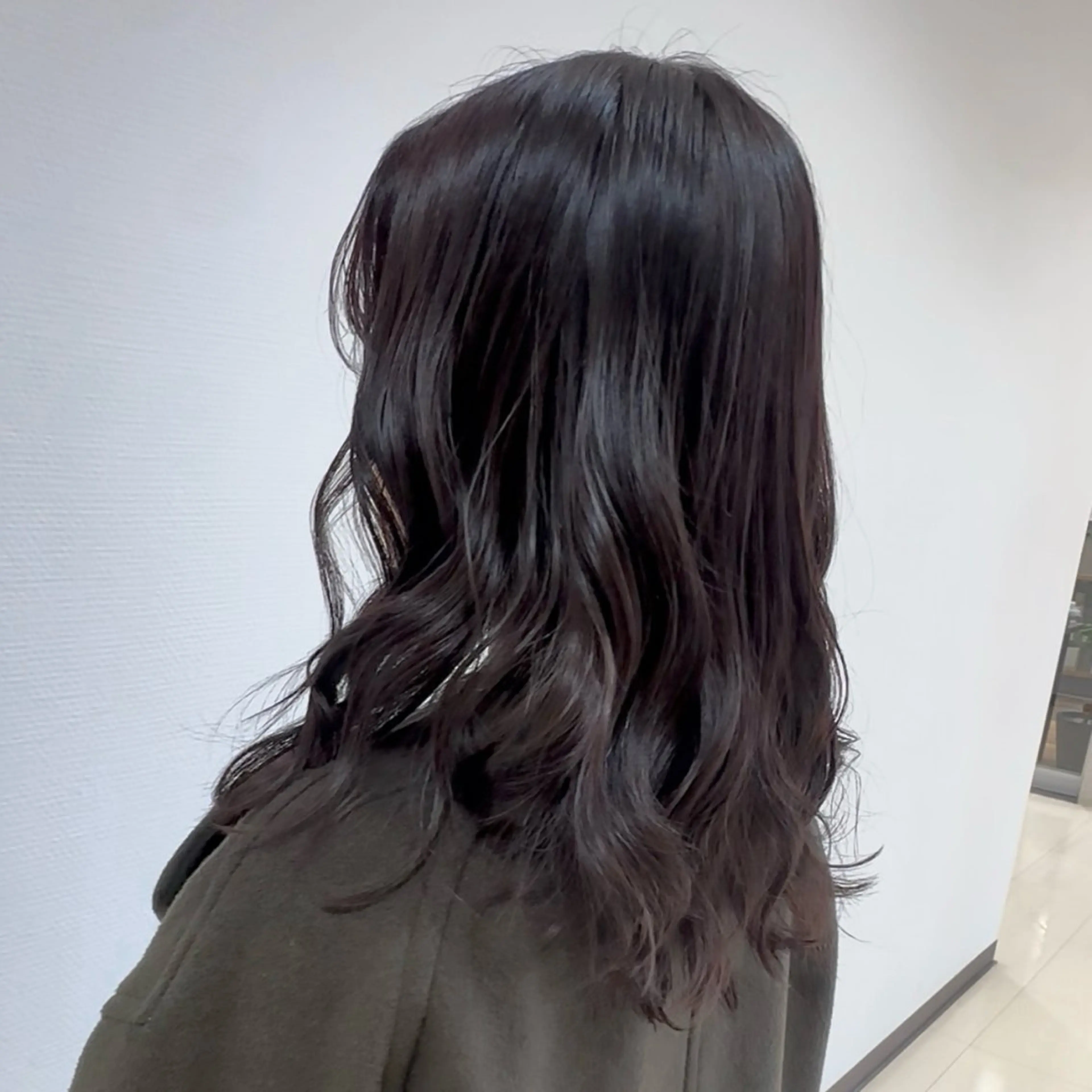 セミロング トリートメント 透明感イルミナカラー /寒色/MOMOKAのヘアスタイル