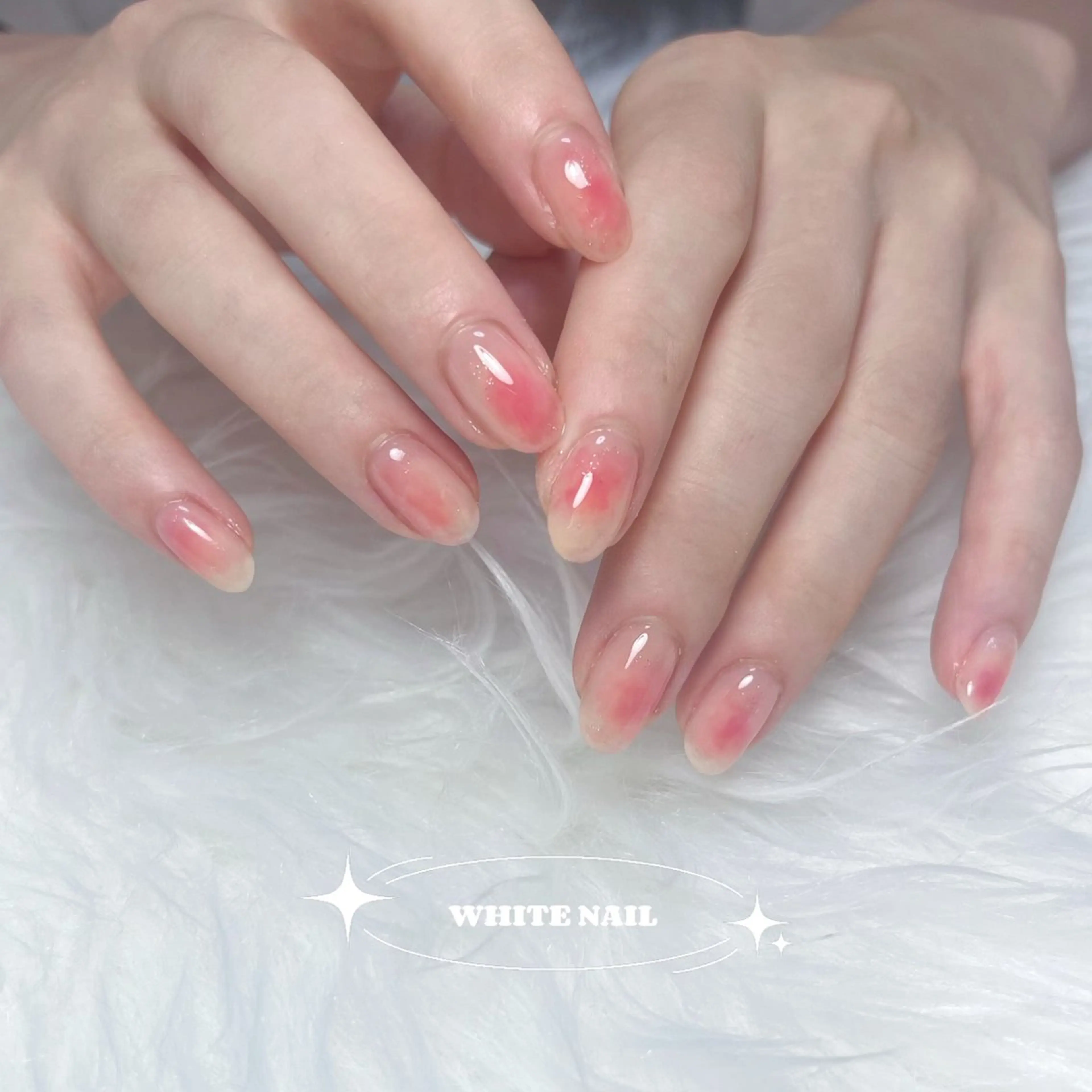 ネイル whitening salon WHITE 名古屋栄店所属・WHITE nail 栄店のネイルデザイン