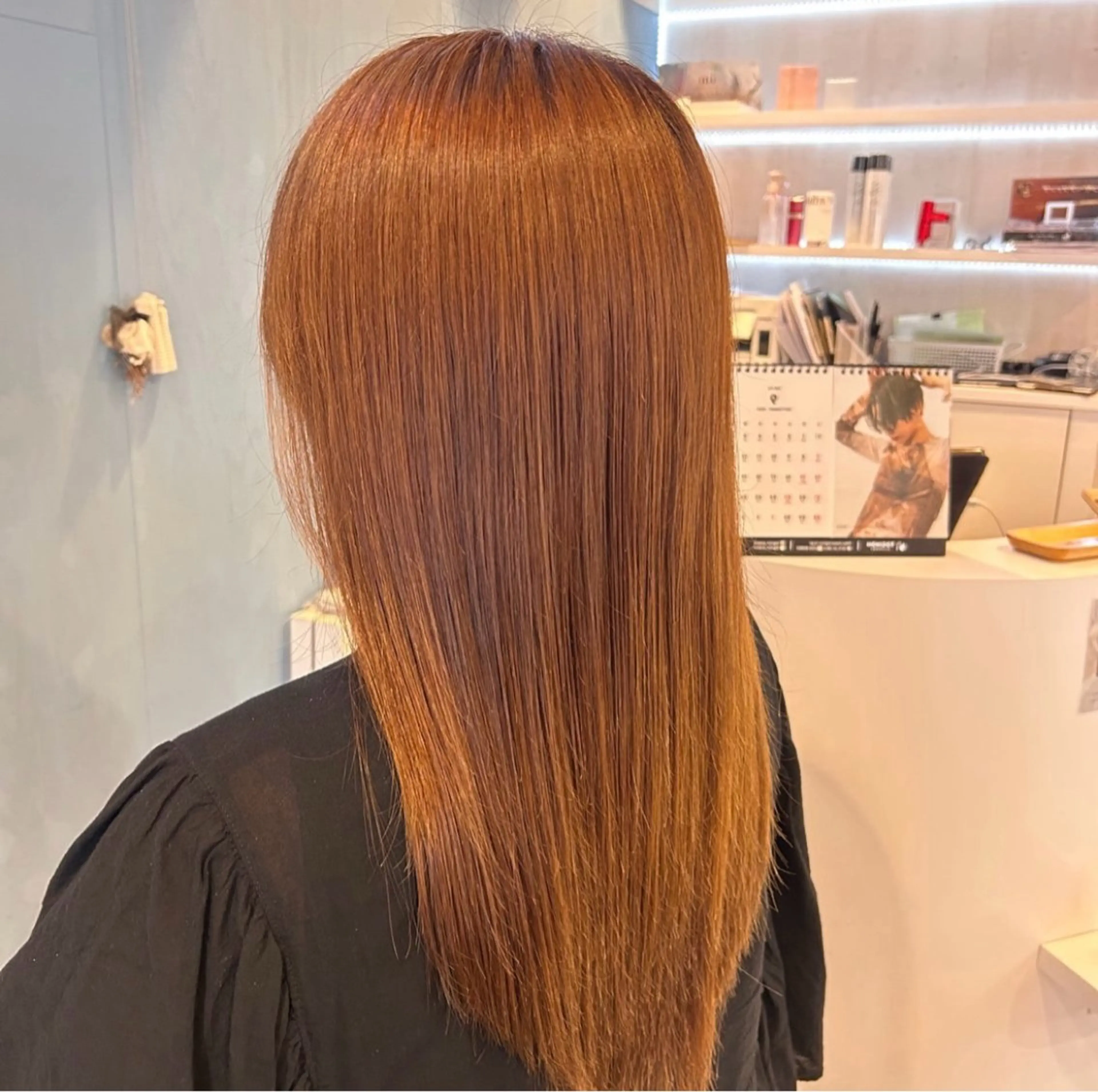 ロング ヘアカラー Plus 1st所属・石崎 奈那のヘアスタイル