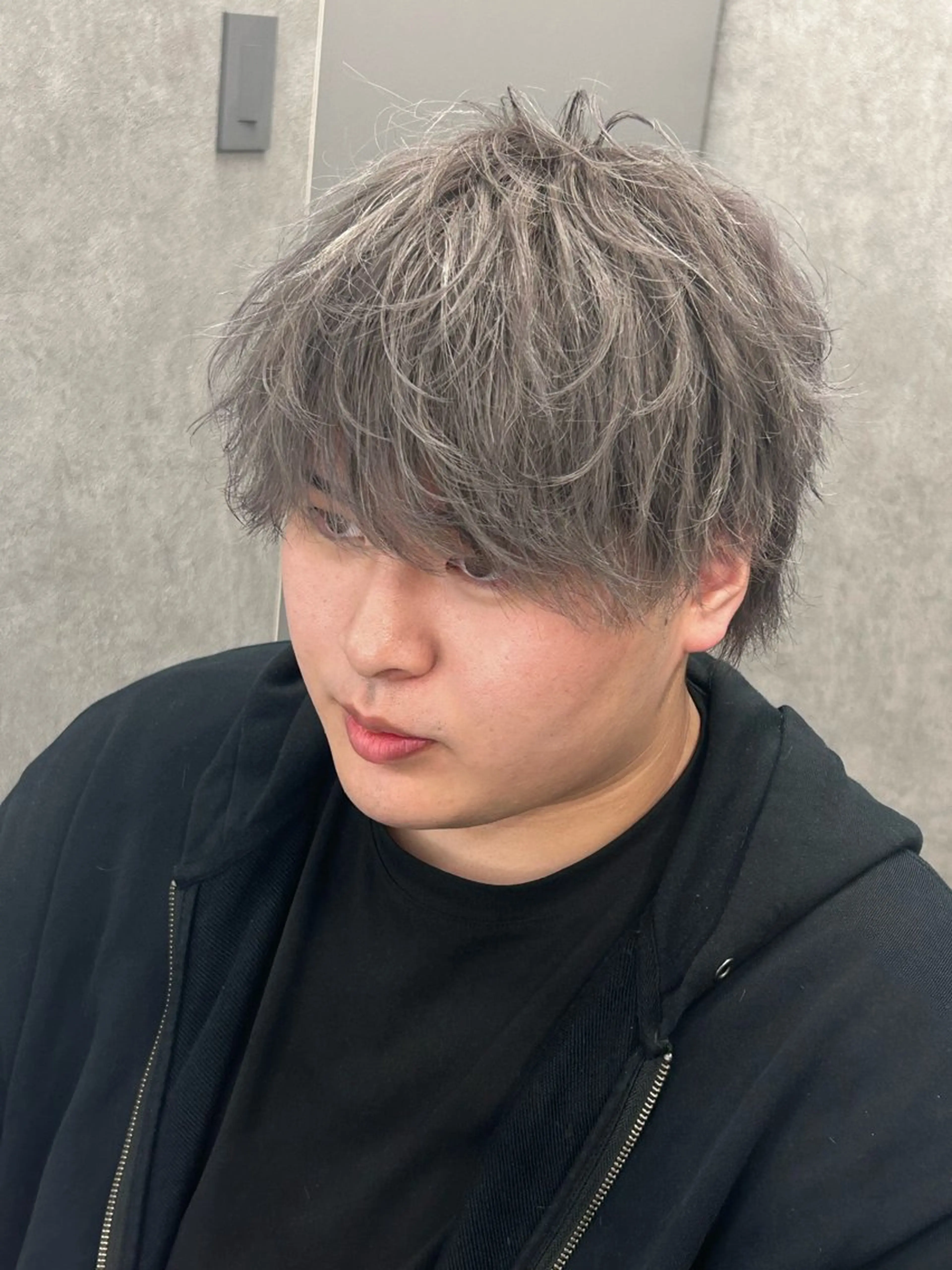 ショート カラー パーマ メンズ シルバー カット ヘアカラー メンズスペシャリスト /YUTAのヘアスタイル