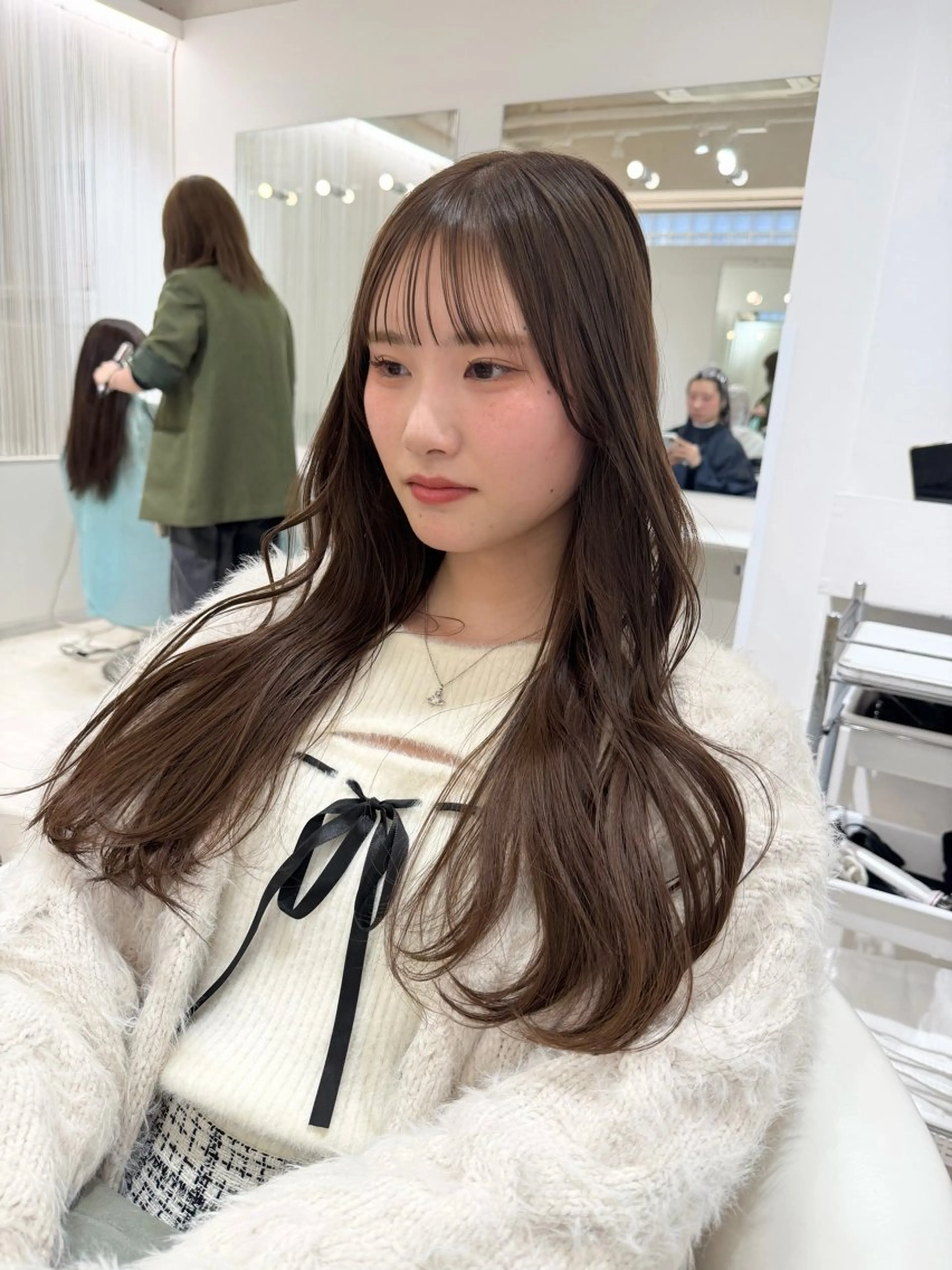 ロング カラー ヘアカラー ParveMix 🩶🫧入江 香名のヘアスタイル