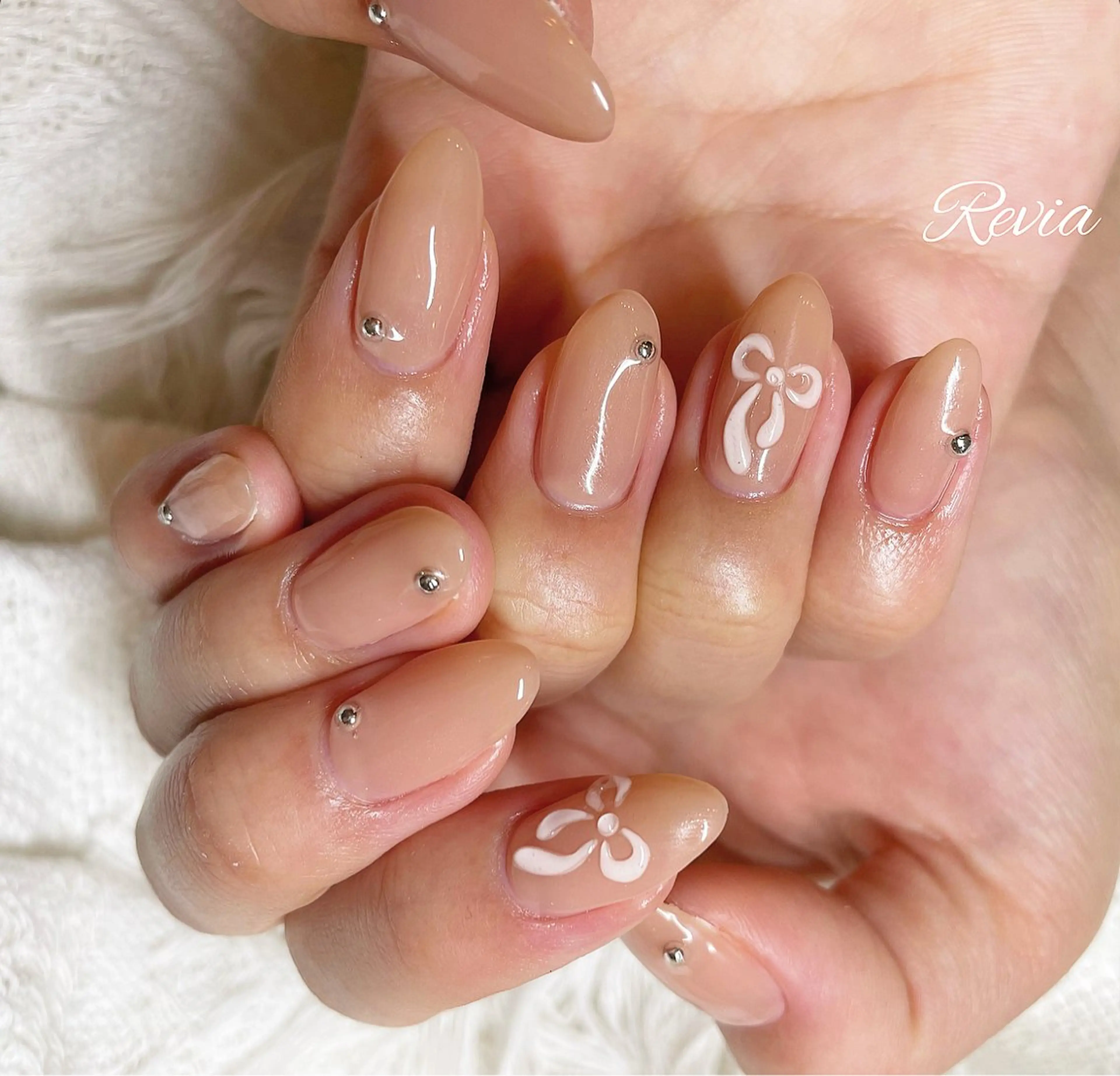 ネイル ハンドネイル revia所属・ERI Nailistのネイルデザイン