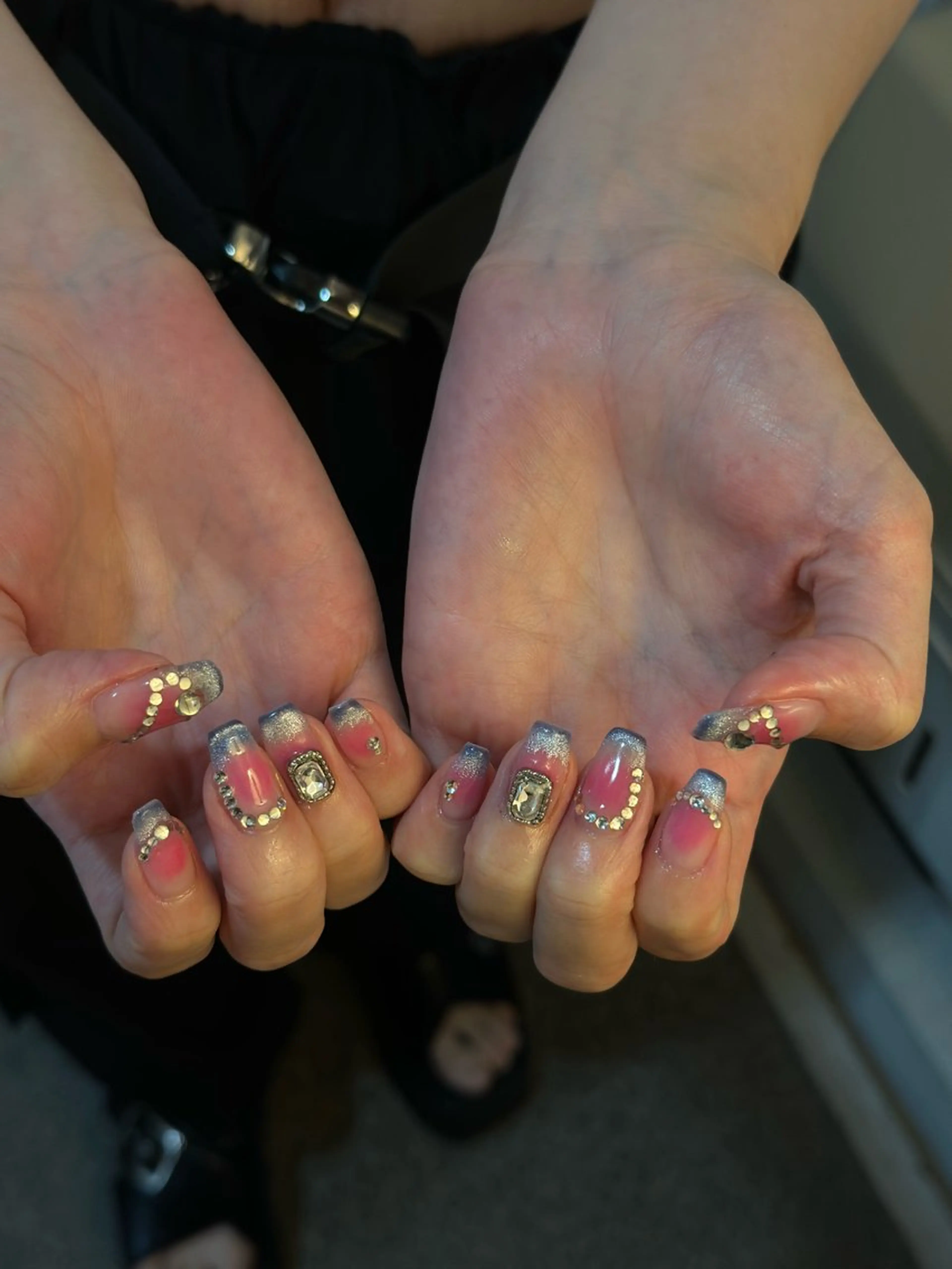 ネイル チークネイル マグネットネイル REY NAIL博多所属・加藤 香乃のネイルデザイン