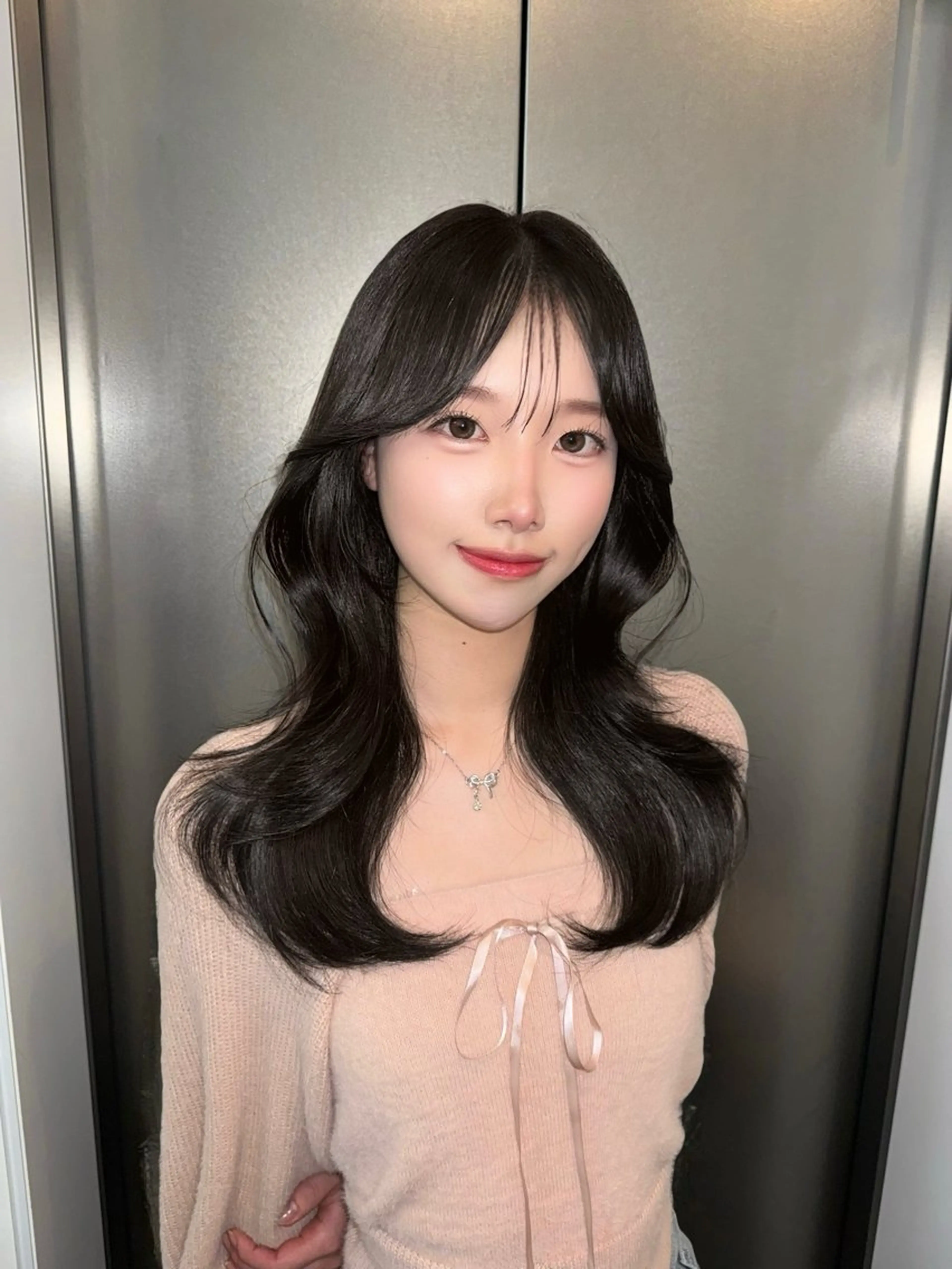 ロング カラー カット トリートメント 𝘚𝘦𝘫𝘶𝘯 レイヤー/水光カラーのヘアスタイル