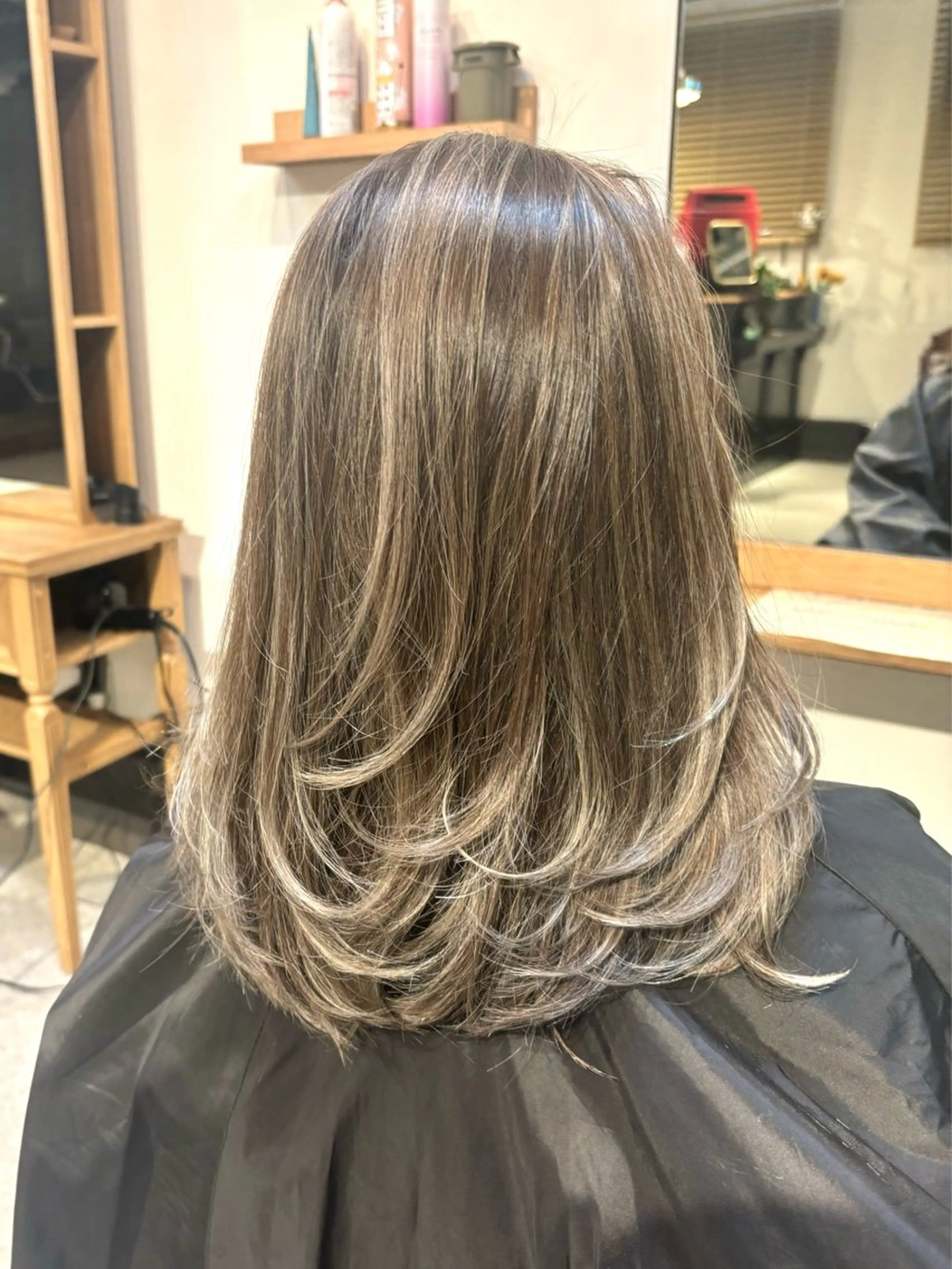 セミロング shuyu /sunsのヘアスタイル