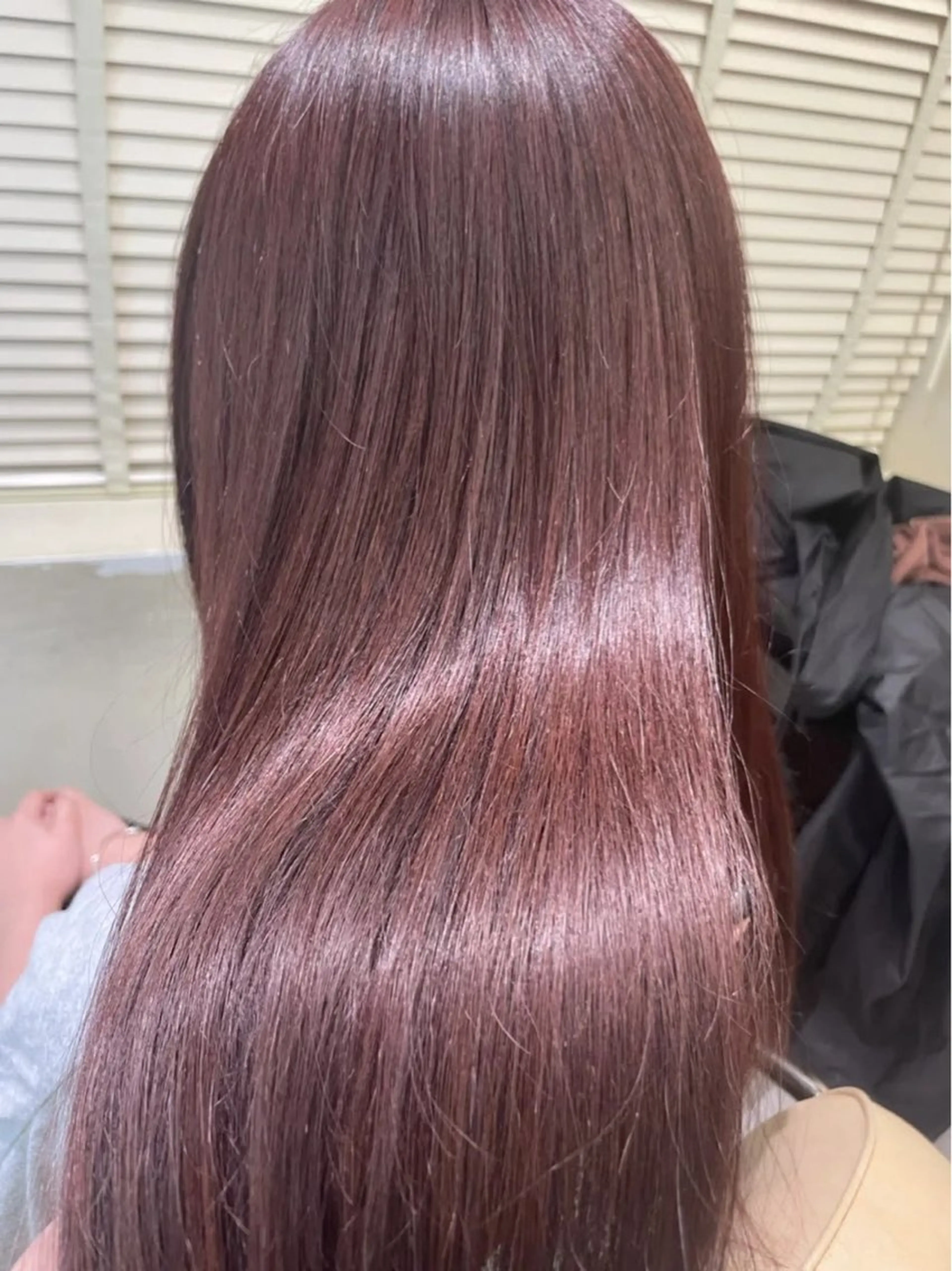 ロング カラー ブリーチ ブラウンカラー ピンクカラー ピンクブラウン ヘアカラー トリートメント 🖤 tsubura🖤のヘアスタイル