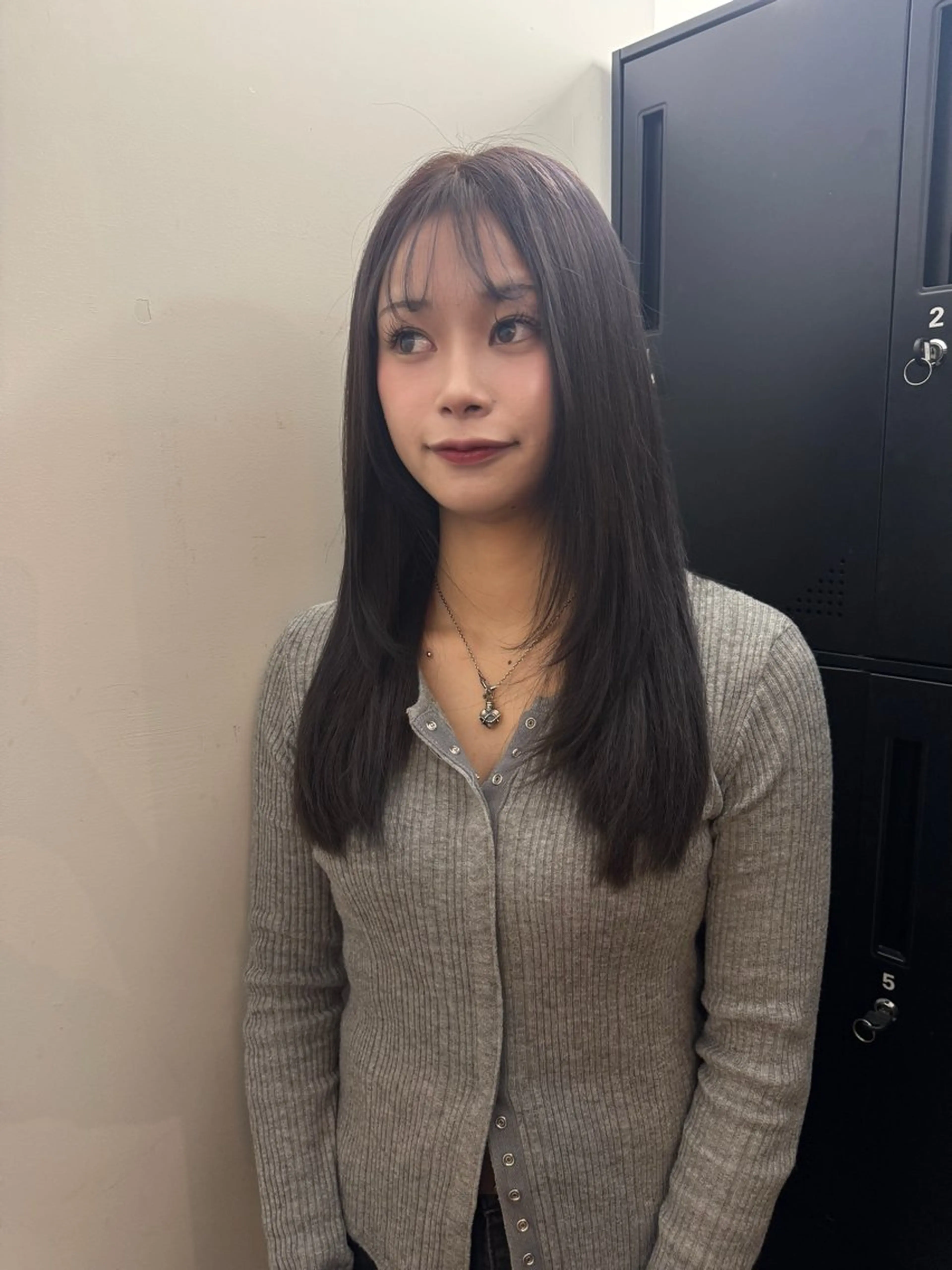 ロング まゆ/透明感カラー 🤍のヘアスタイル