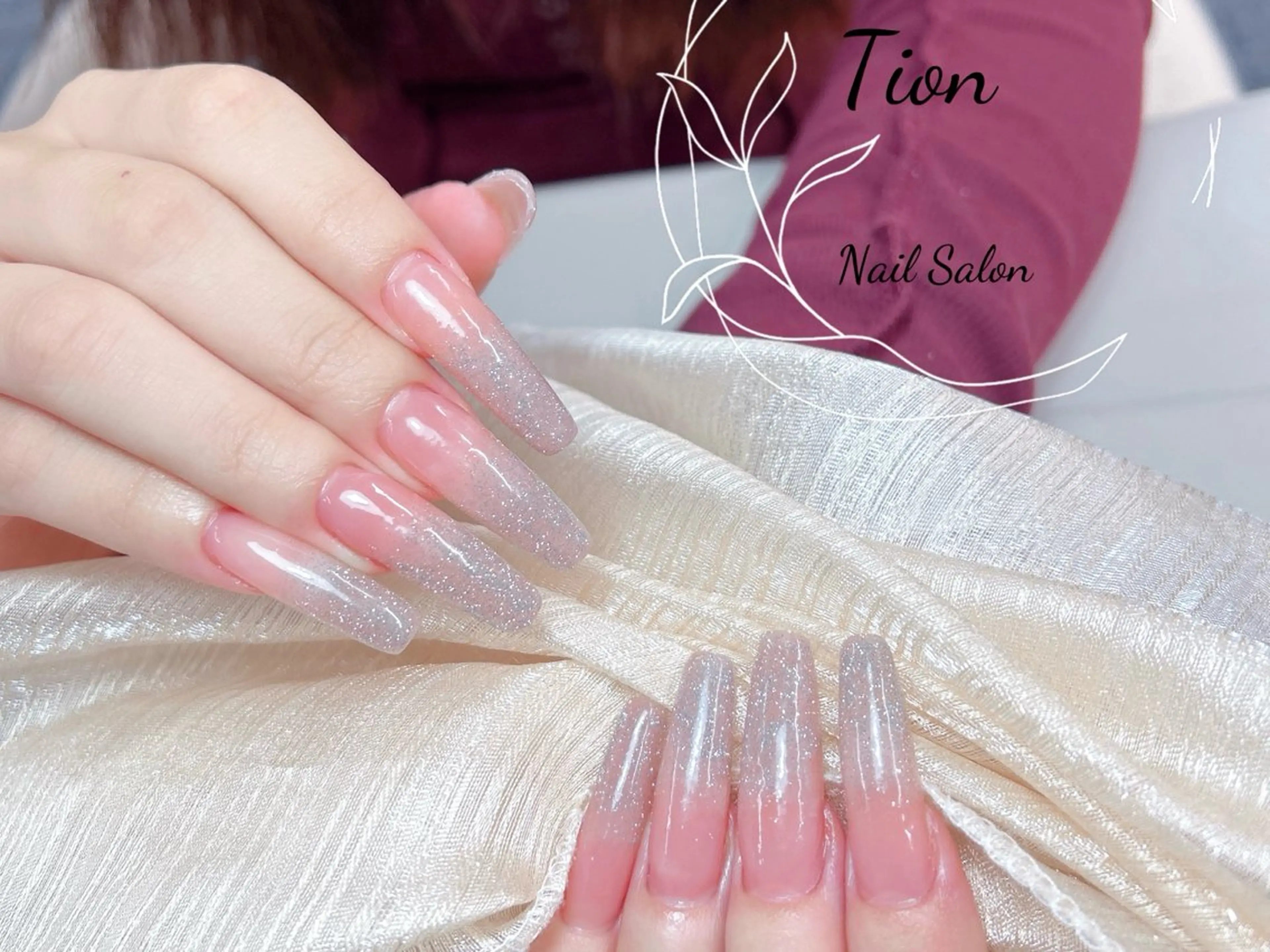 ネイル チークネイル 長さ出し フットネイル フレンチネイル ジェルネイル Nailsalon Tion武蔵小杉店所属・Nailsalon Tion武蔵小杉店のネイルデザイン