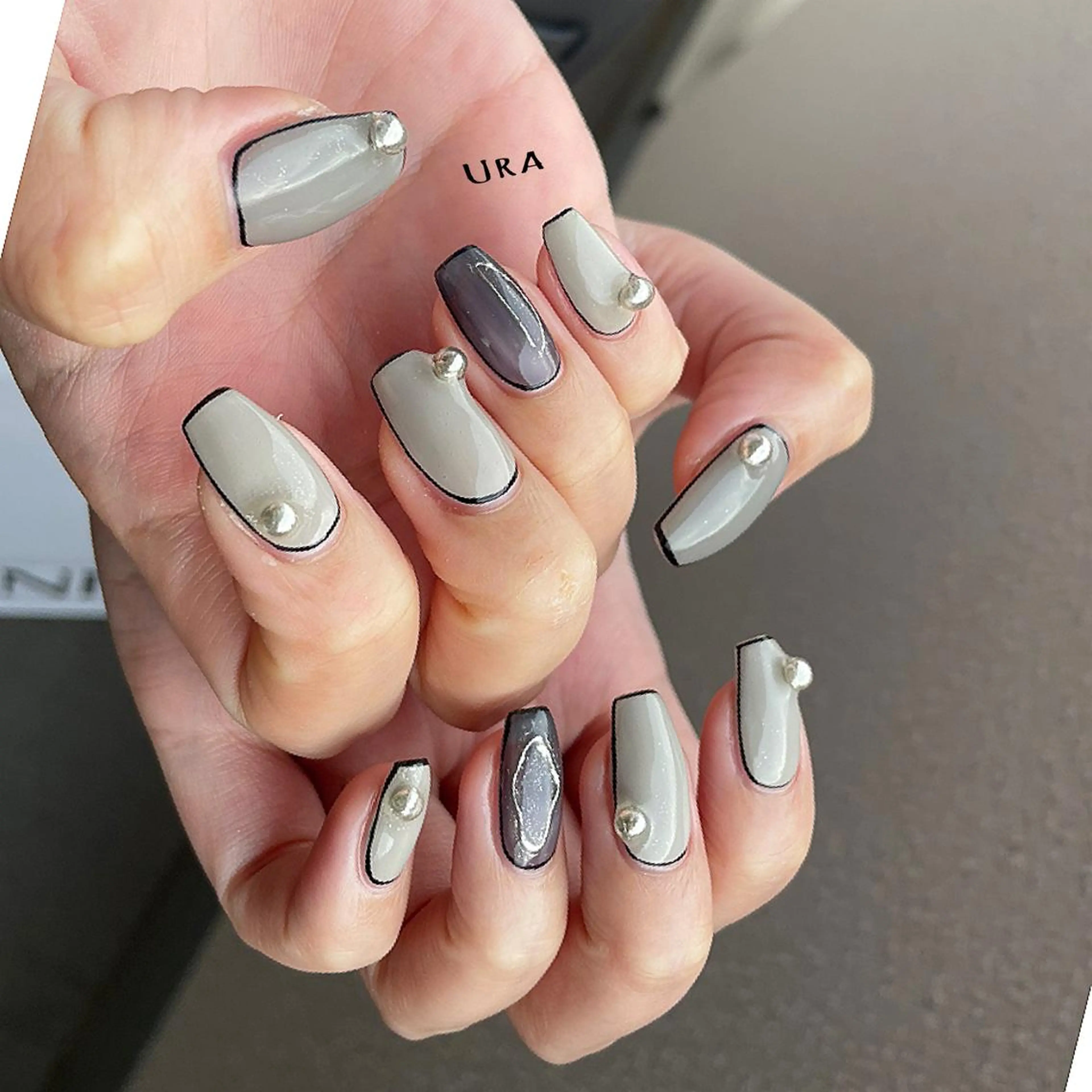 ネイル UrakoNail 《nail》のネイルデザイン