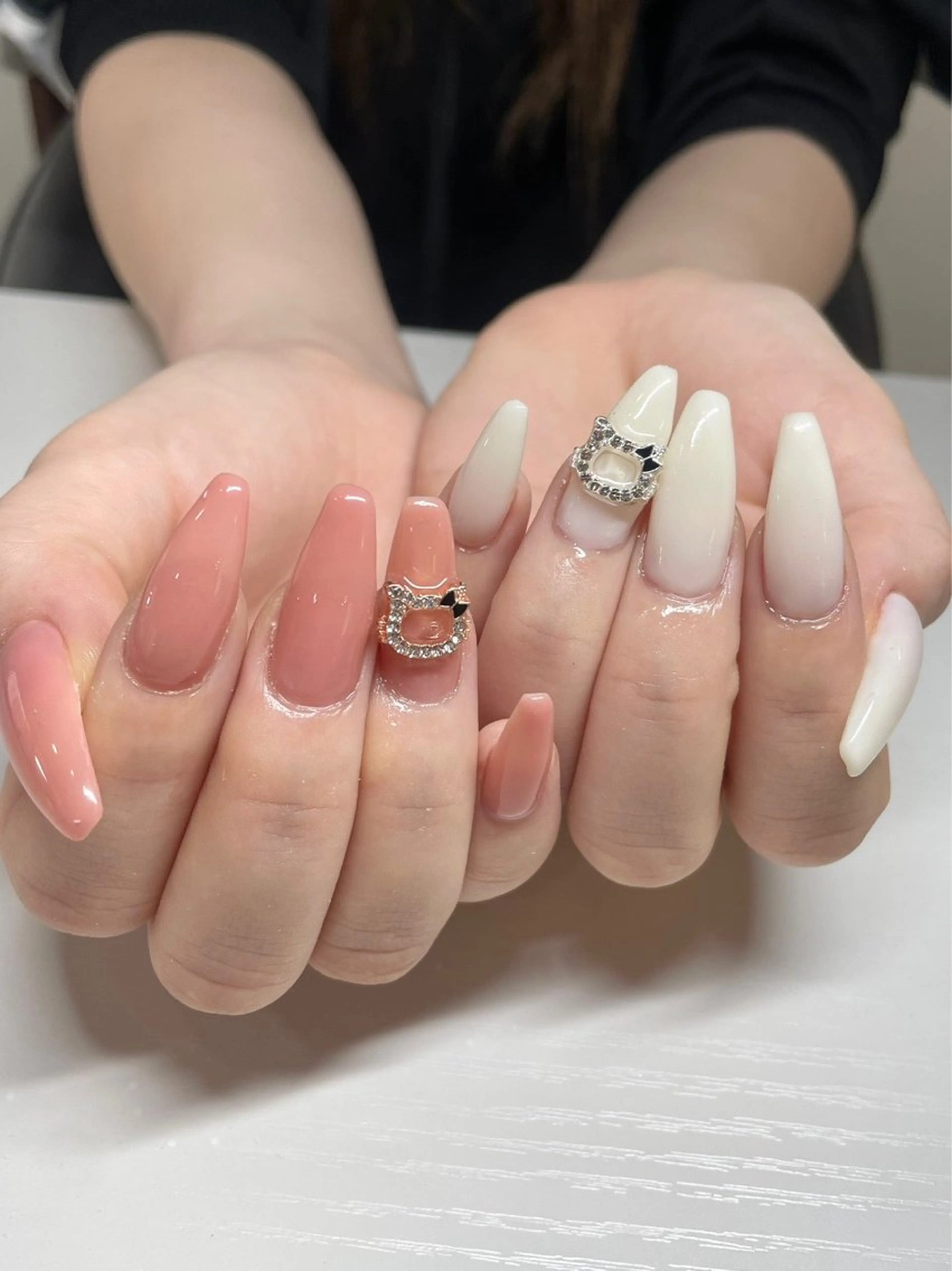 ロング 韓国風ヘア LB.nail天王寺店所属・LB.naill SAEのネイルデザイン