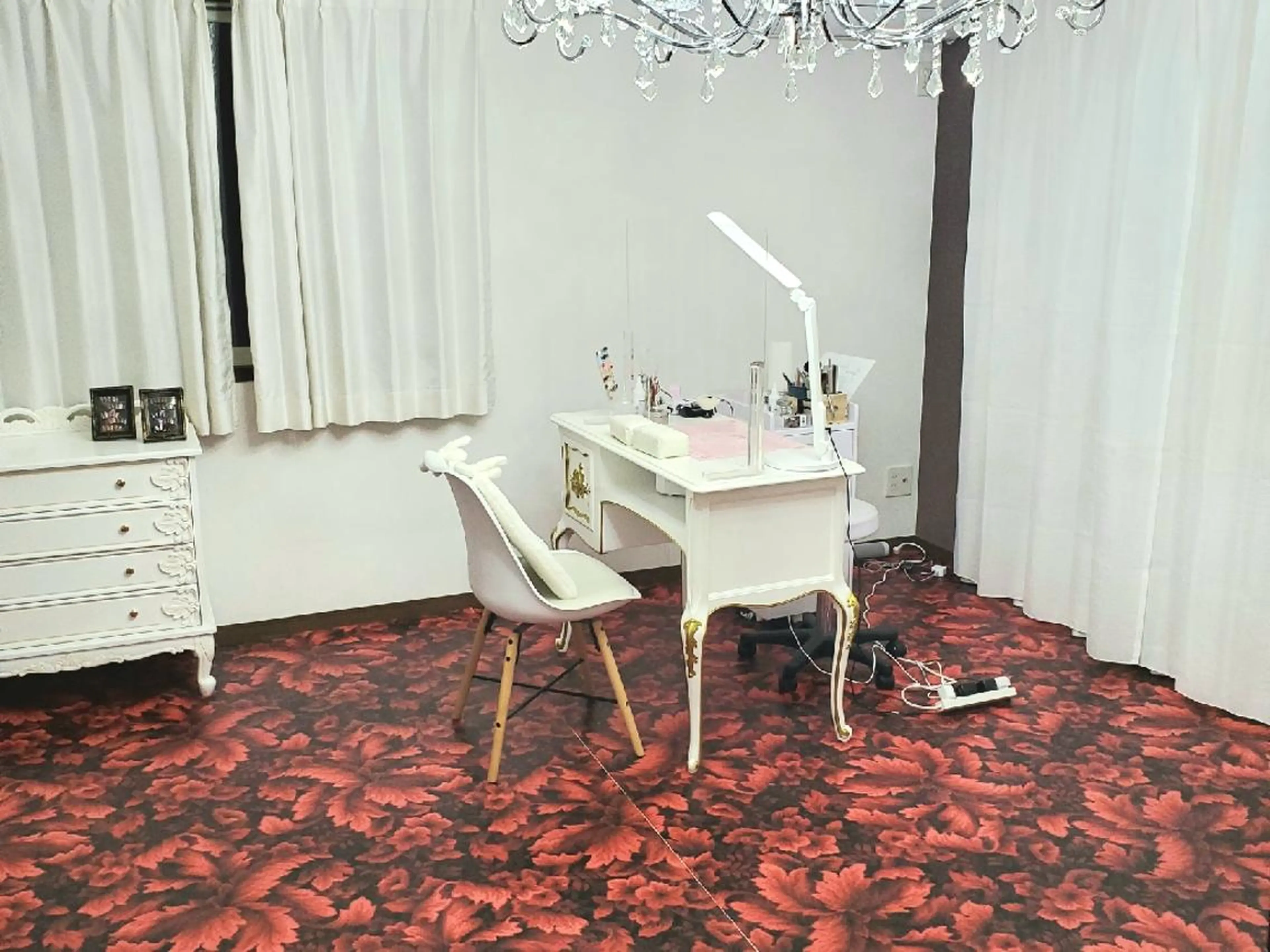 ネイル FREIYA所属・FREIYA マツエク、ネイルの眉毛・アイブロウイメージ