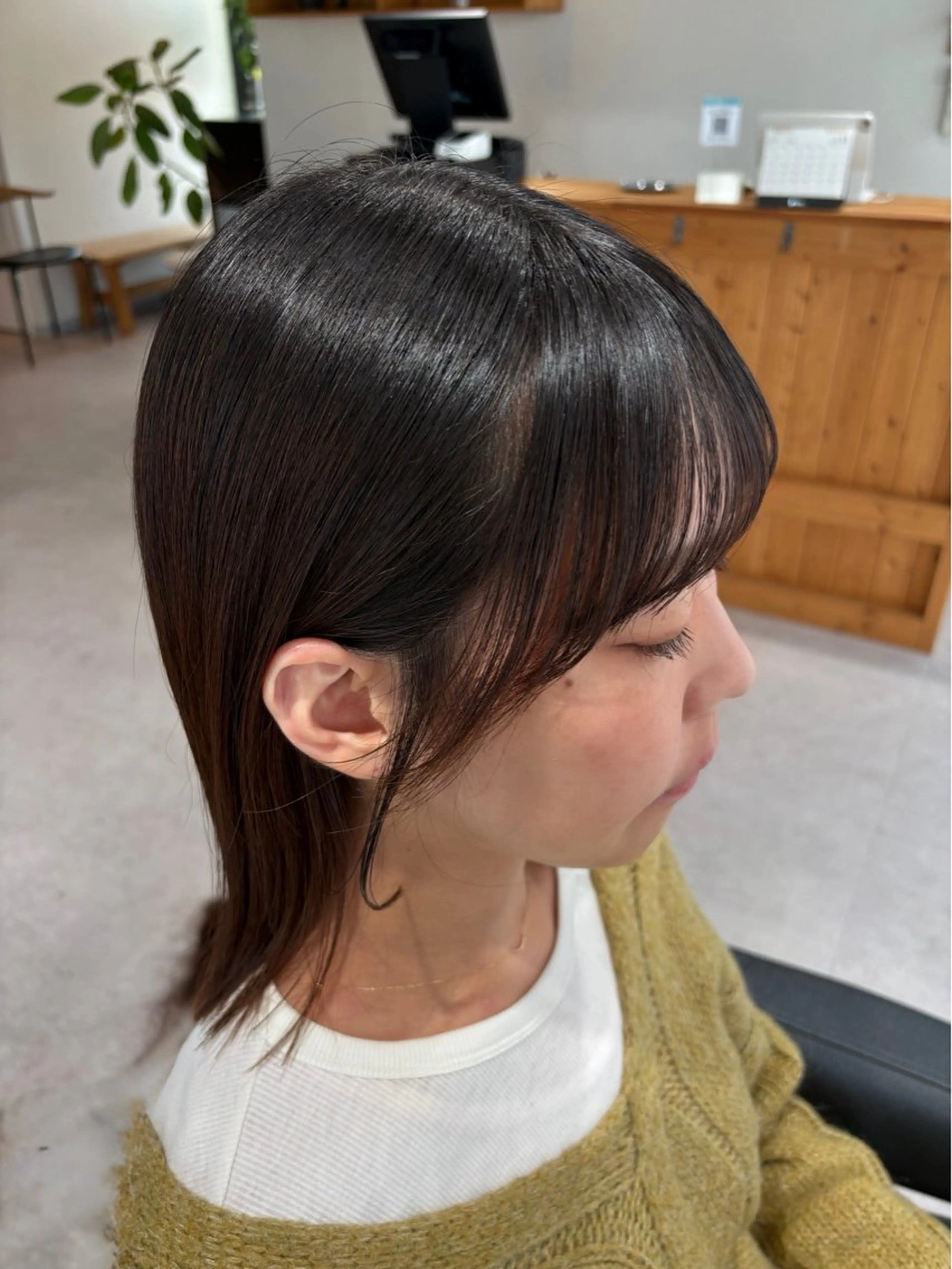 カット aina / n.w.hのヘアスタイル